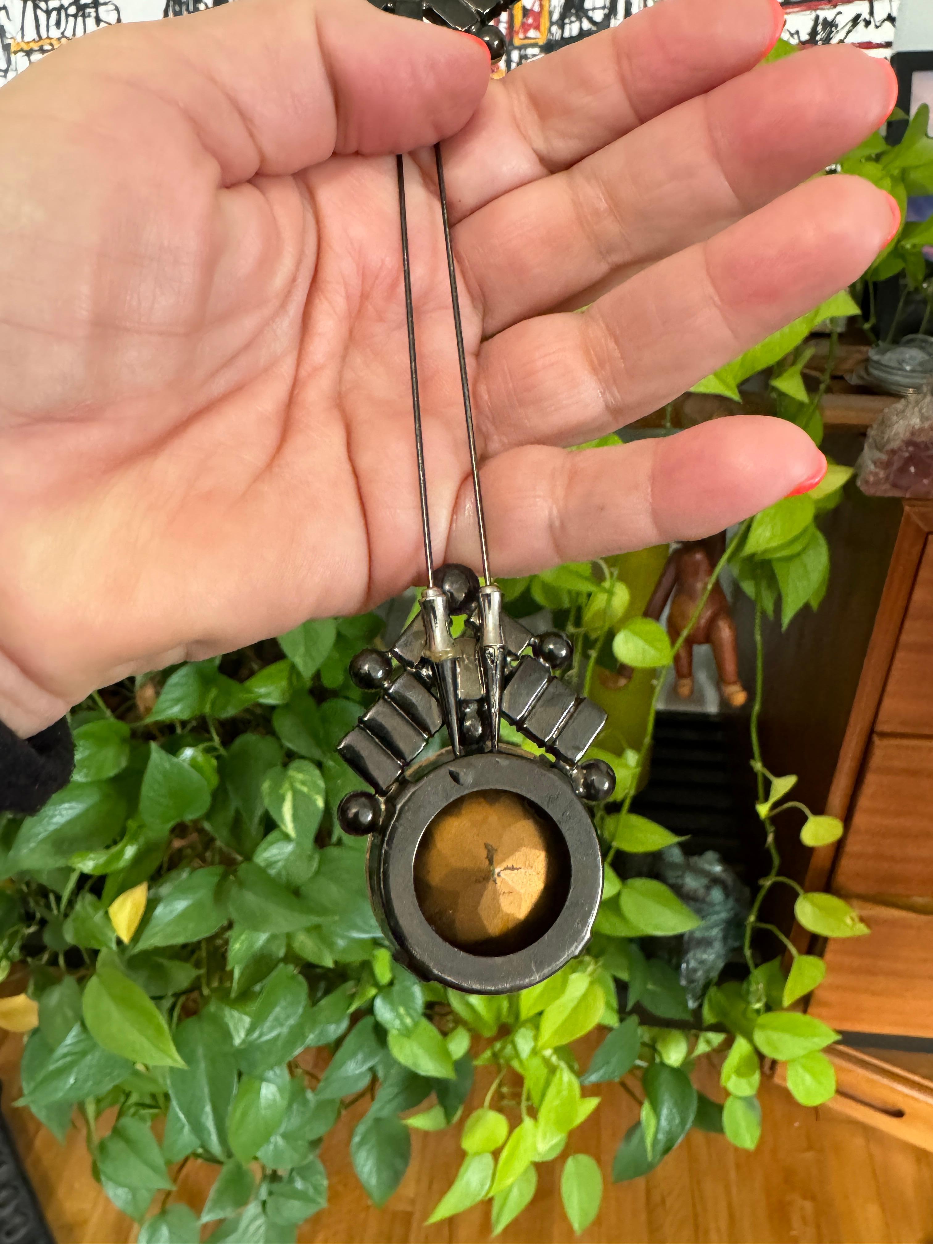 Épingle à chapeau en strass des années 1940, surdimensionnée en vente 5