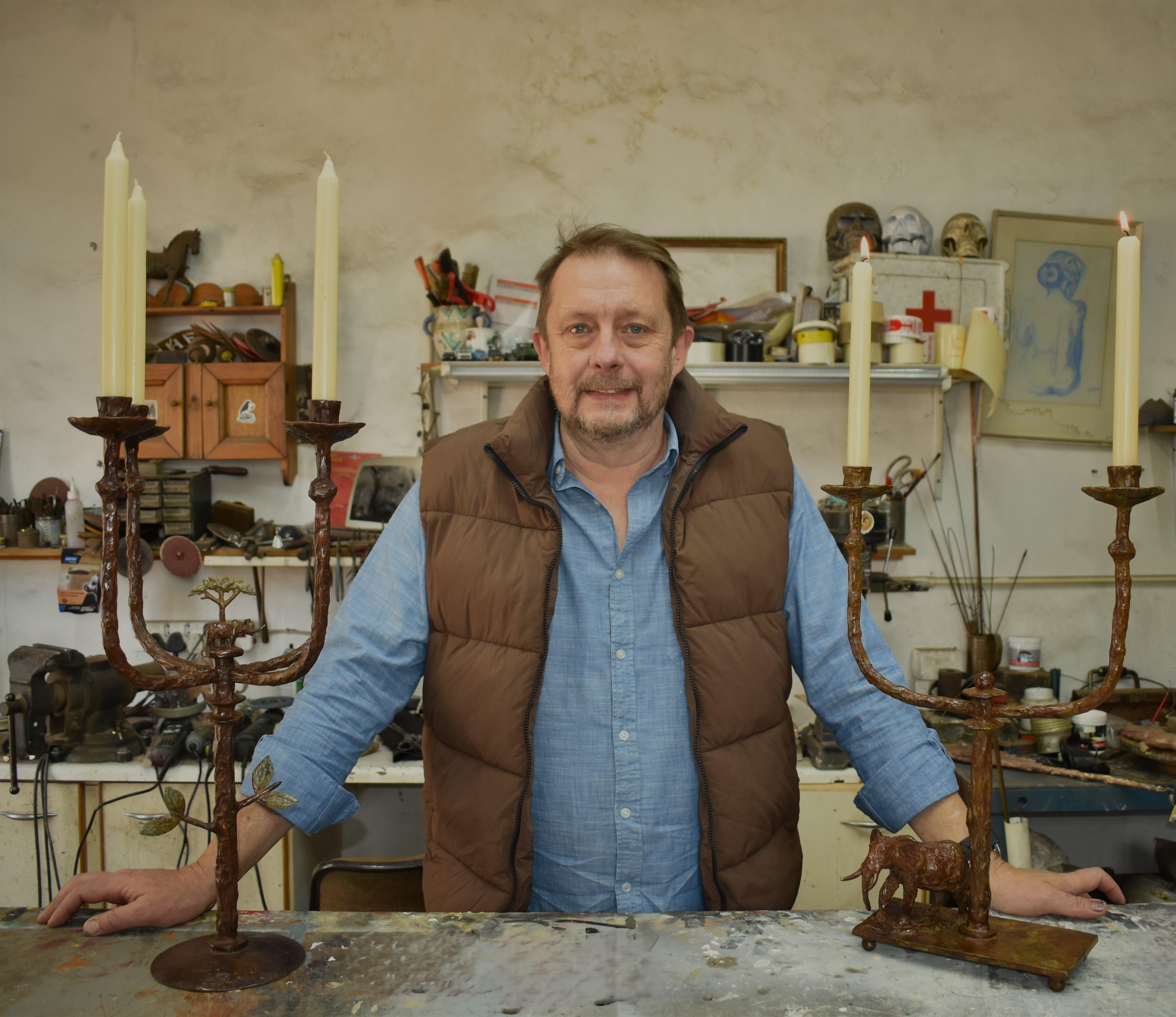 Candelabro Rhino in bronzo fuso - fatto a mano In condizioni Nuovo in vendita a Pretoria, Gauteng