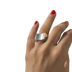 Bague « Rhino » en argent 950 par Lucía Rovira