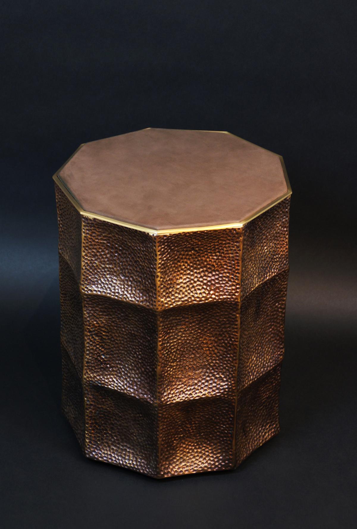 Rhino side table by Atelier Demichelis.
Numbered and signed.
Dimensions: D 35 x H 43 cm.
Materials: patinated bronze, brass, brown cow leather.

Laura Demichelis

Laura was born & brought up in Provence, in the south of France.
Trained at