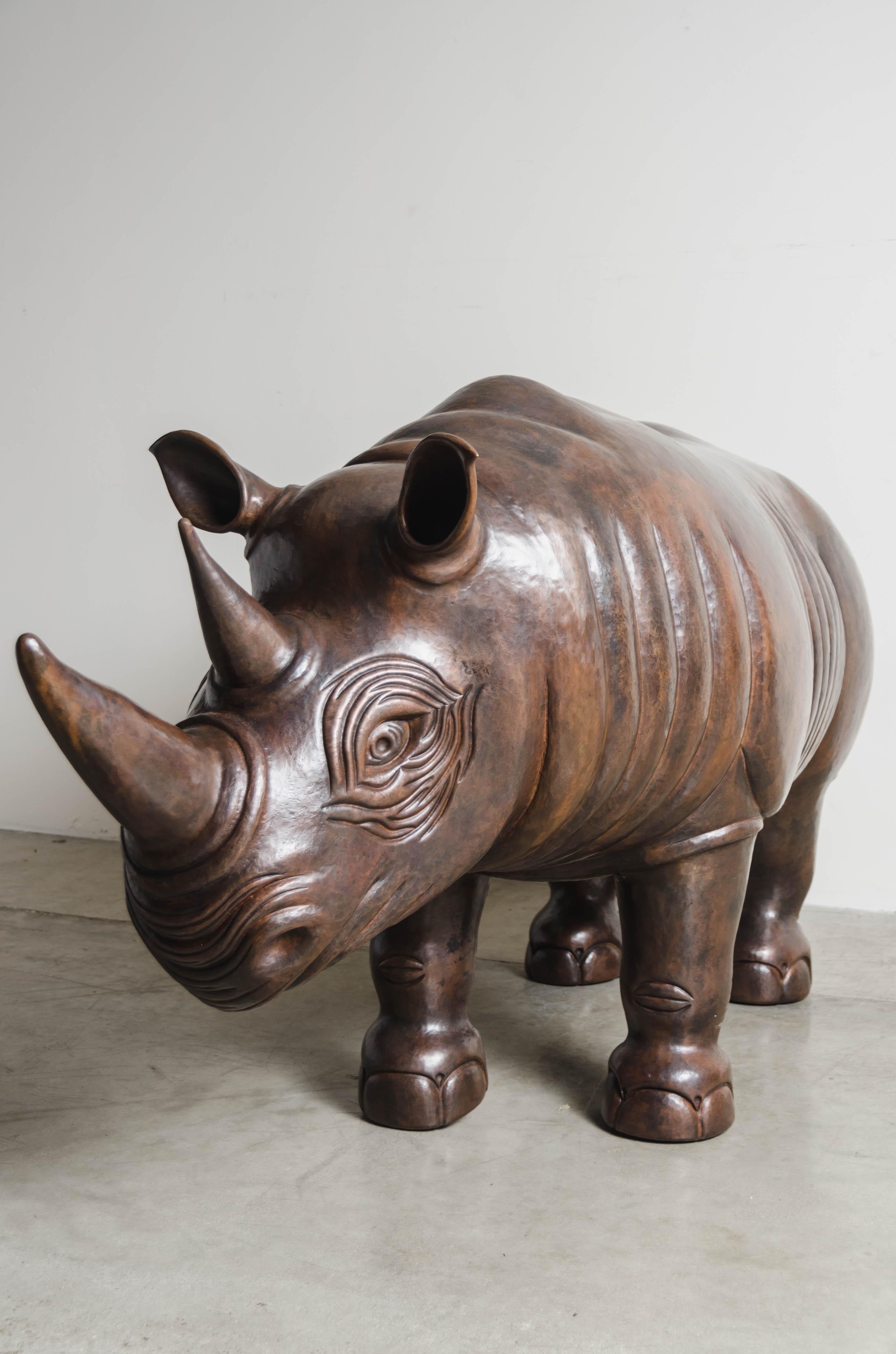 Rhinoceros-Skulptur, antikes Kupfer von Robert Kuo, einzigartig, Rhinoceros im Angebot 3