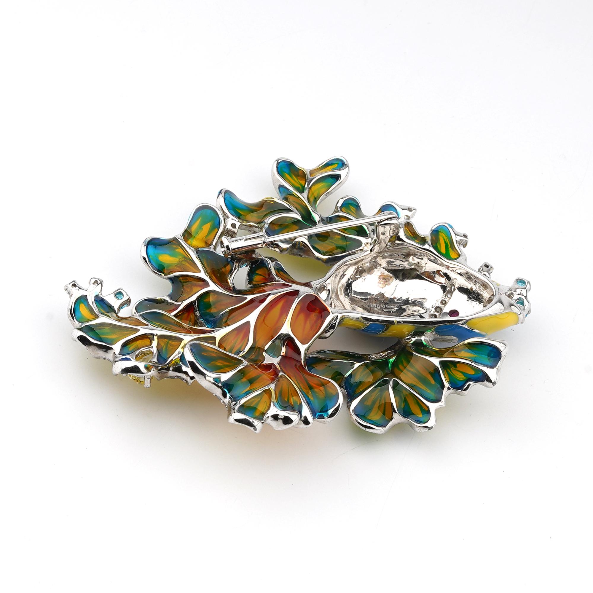 Mixed Cut Rhodium Plated 925 Sterling Silver with Enamels Clownfish Shaped Brooch For Sale