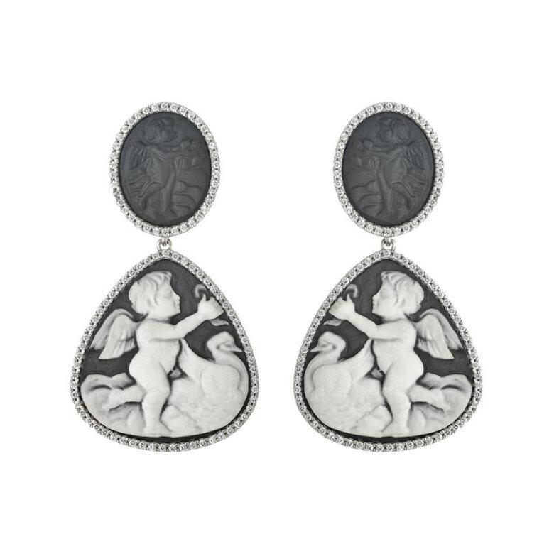 Boucles d'oreilles chérubins en argent sterling plaqué rhodium avec oiseaux d'époque romaine en noir en vente