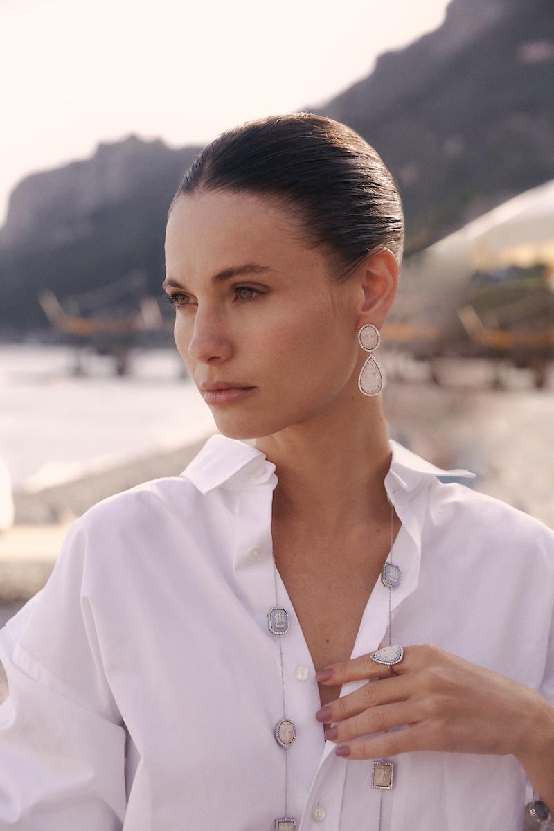 Rhodium plated sterling silver and fine porcelain
Handmade in Italy

The beauty of the antique is imbued with a contemporary form for a timeless jewel in this collection. Each piece is unmistakably original, striking, and recognizable for its unique