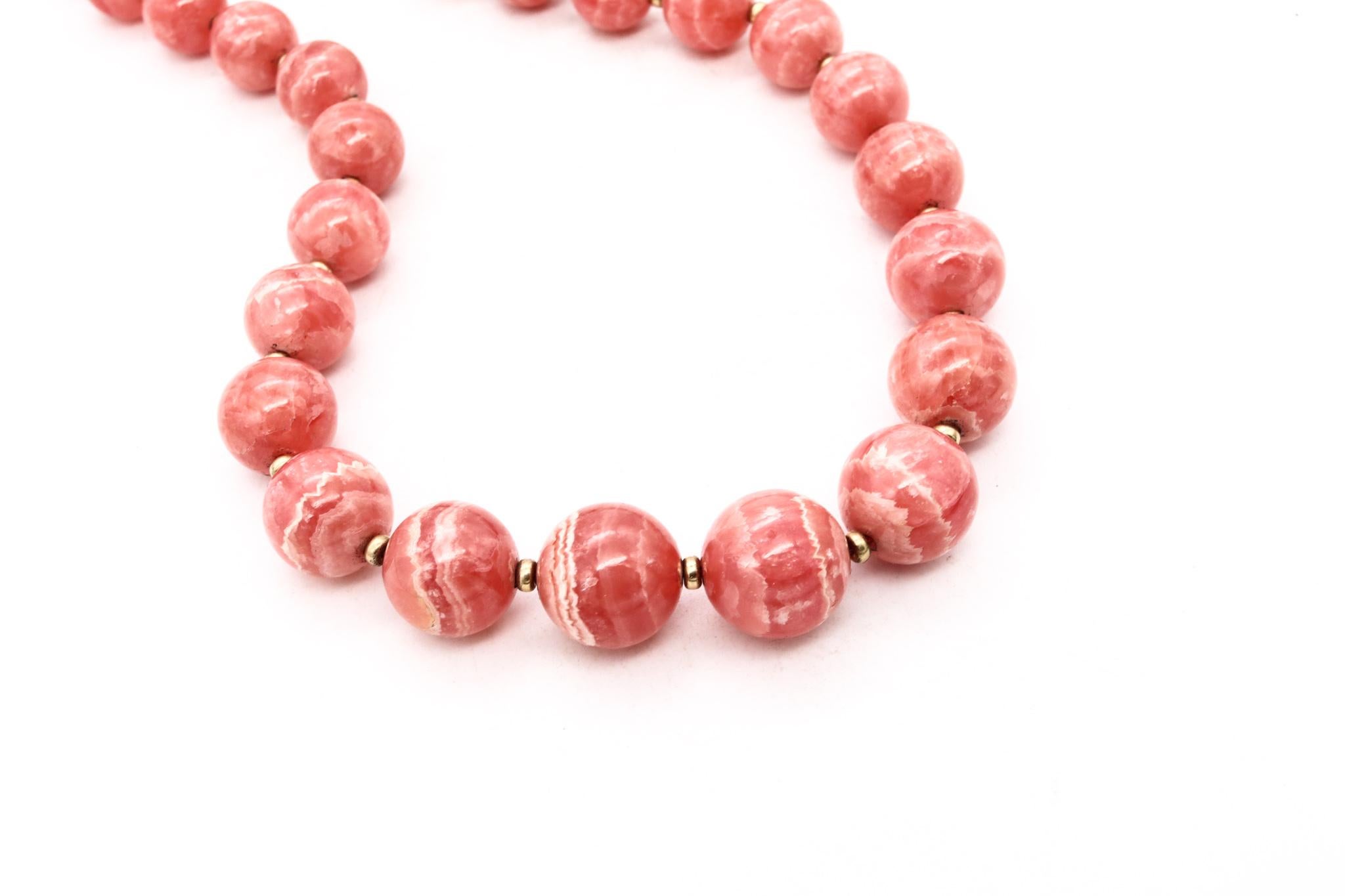 Rhodochrosite Graduated Necklace in 18Kt Gold with 645.25 Cts Superb Gemstones For Sale 1