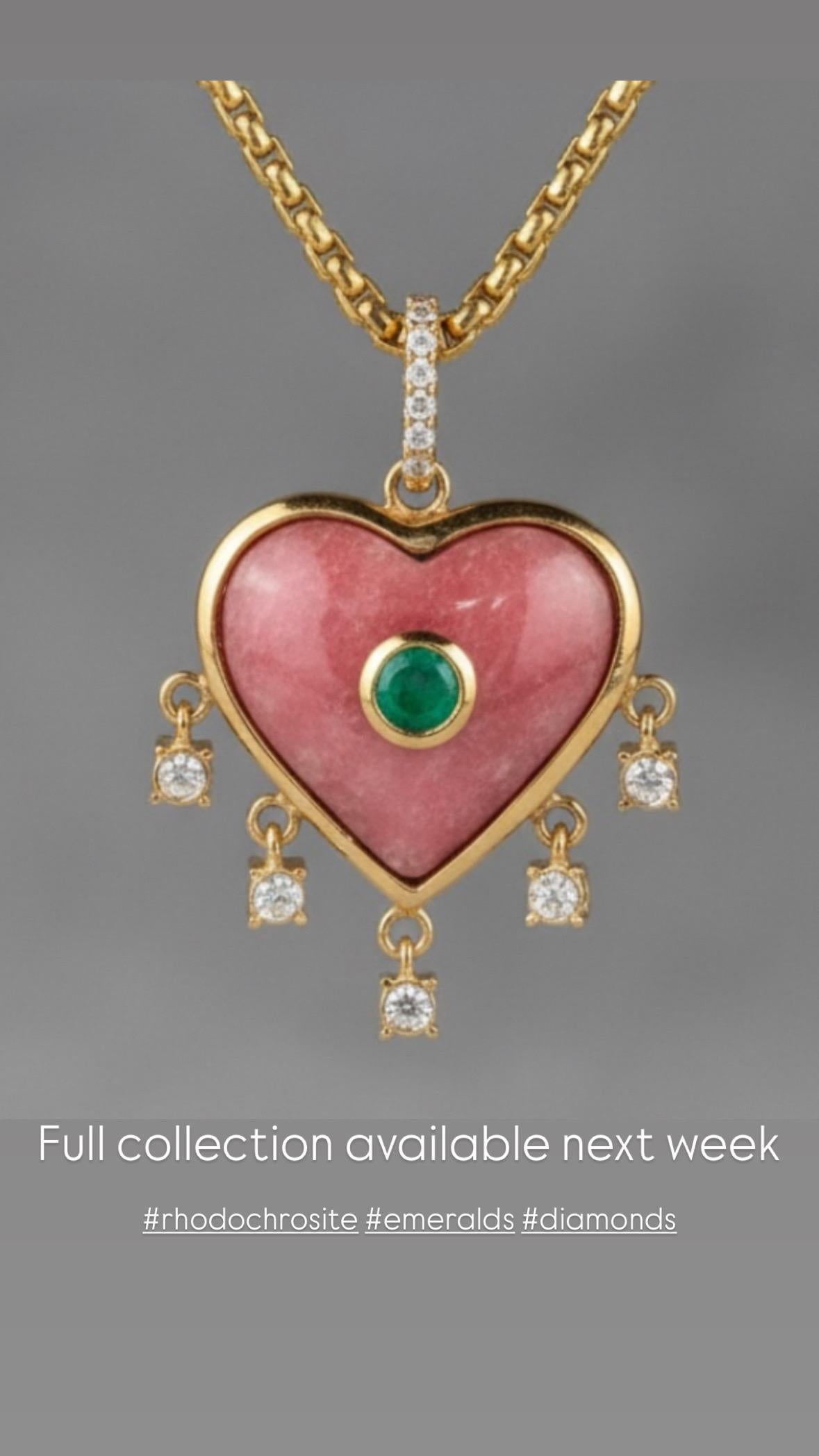 Rhodochrosit Herz-Anhänger mit Smaragd und Diamanten (Gemischter Schliff) im Angebot