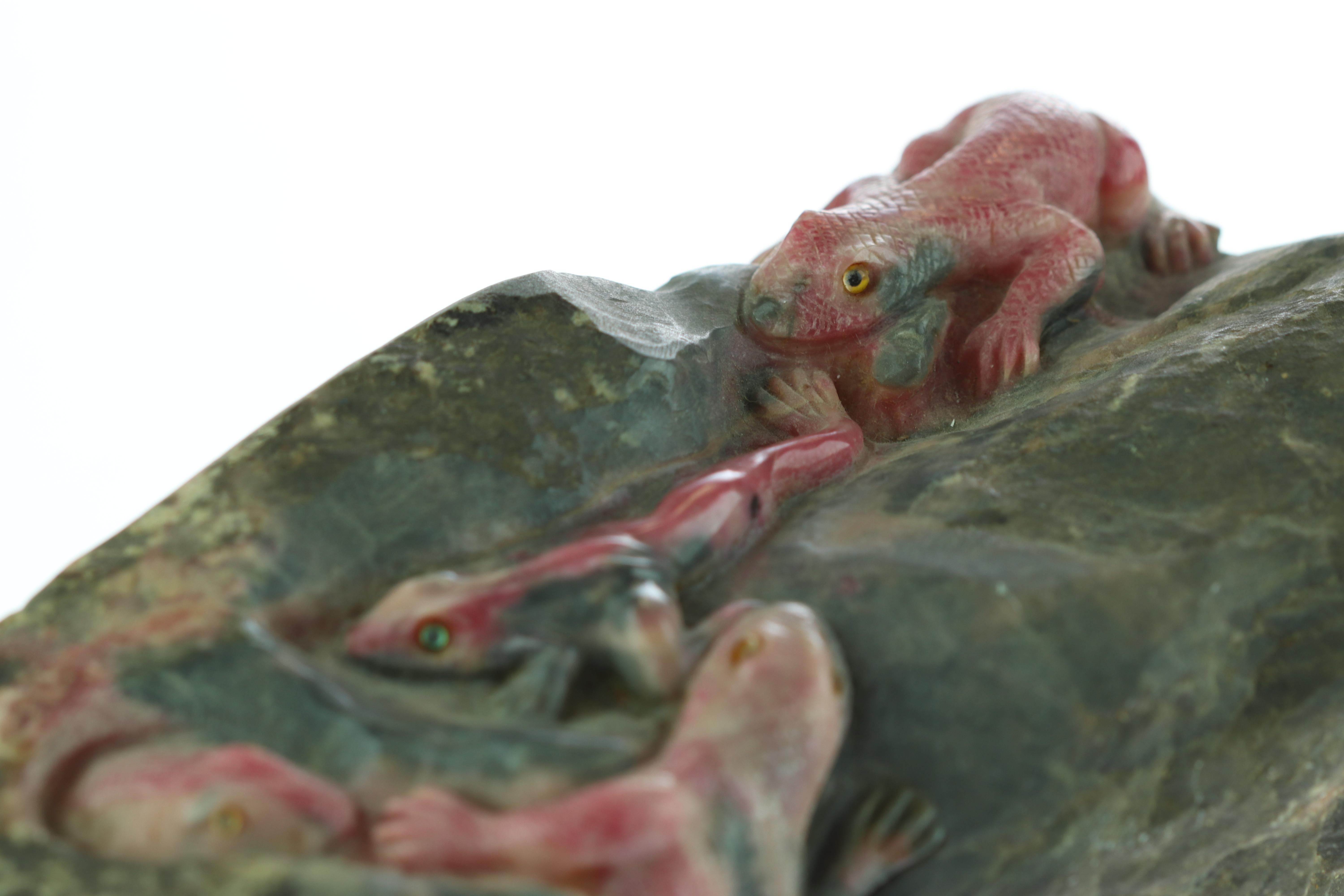 Chinese Export Rhodochrosite Lizard Frog Gemstone Carved Animal Handmade Chinese Sculpture For Sale