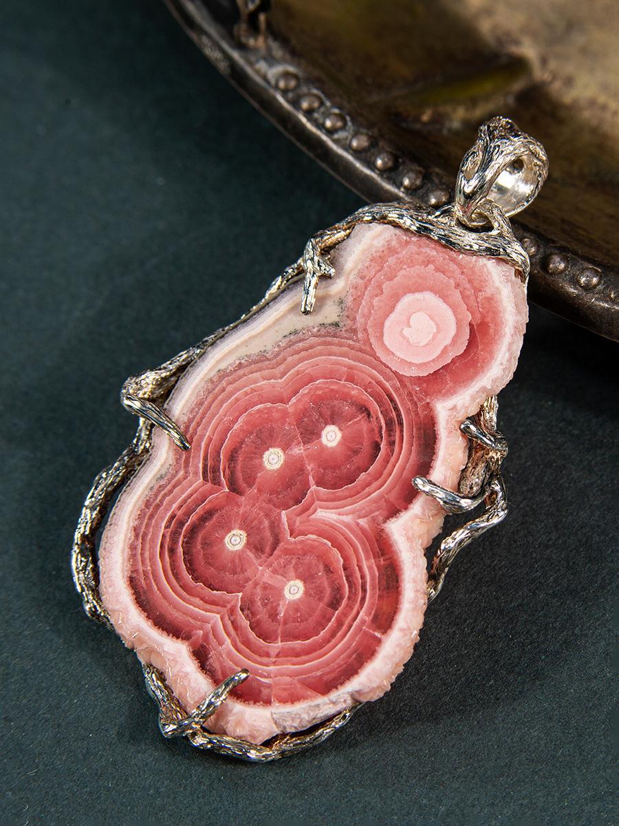 Pendentif magique en argent rhodochrosite brute à motif de cristal brut de pierre naturelle Neuf - En vente à Berlin, DE