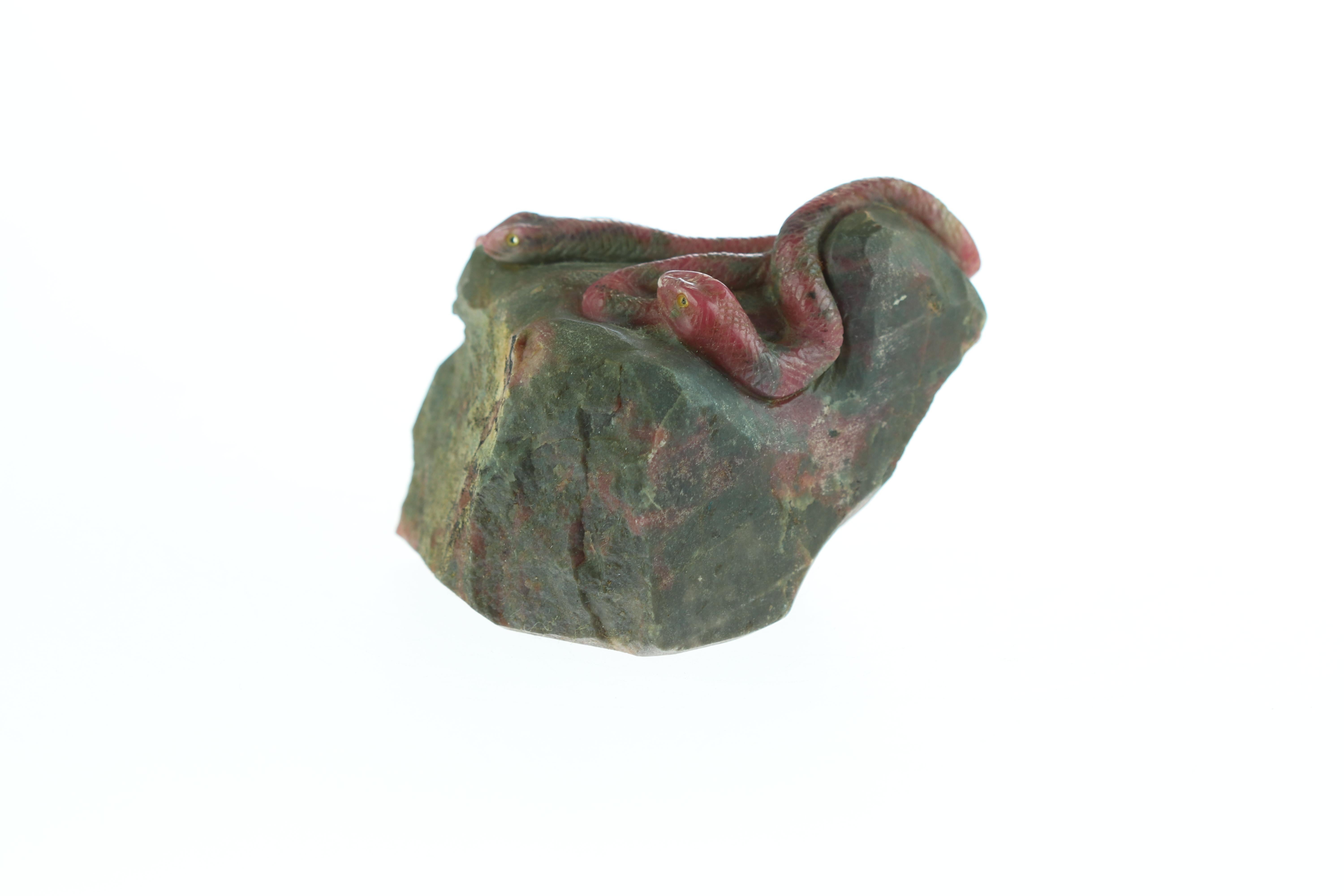 Chinese Export Rhodochrosite Snake Frog Figurine Carved Animal Artisanal Chinese Sculpture For Sale
