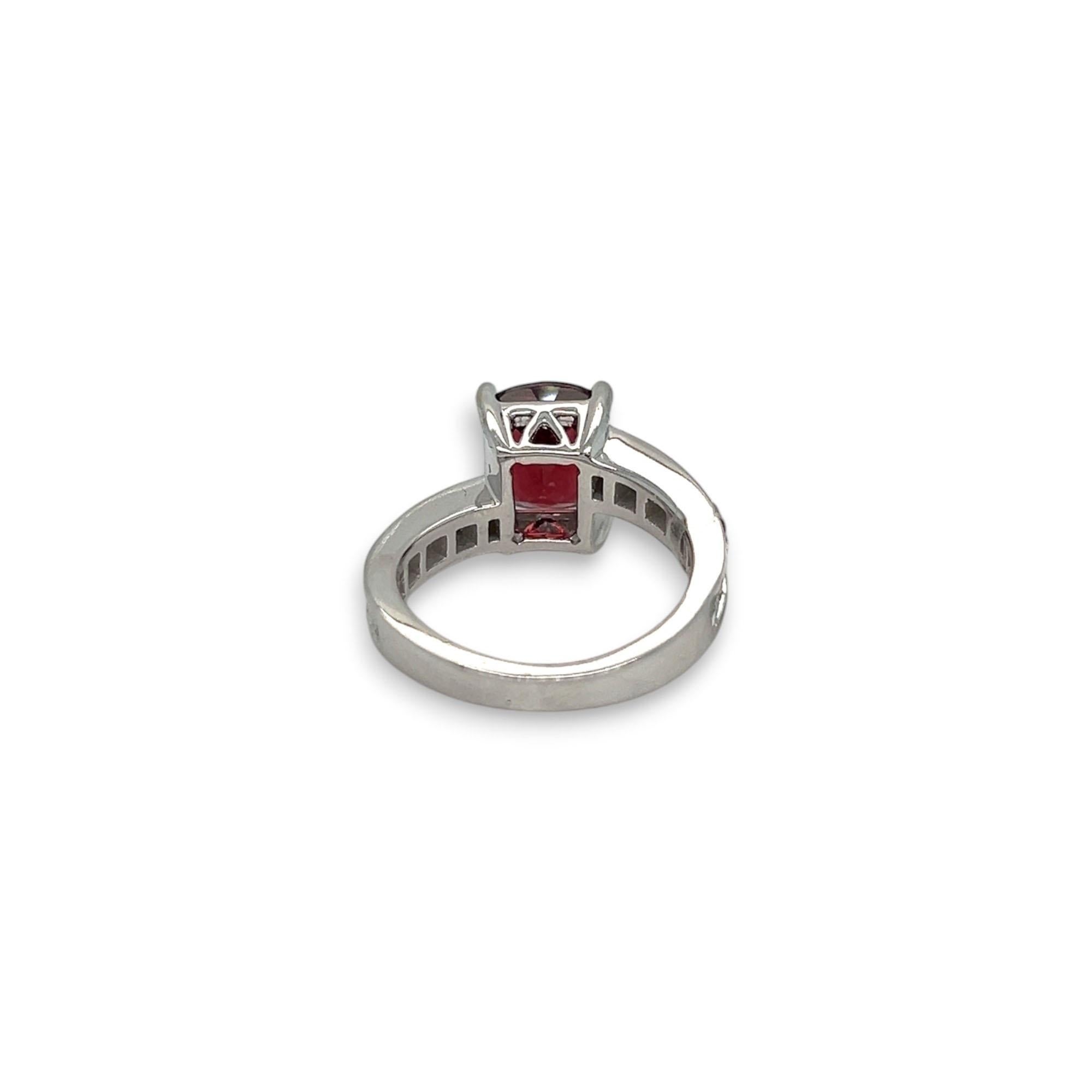 Rhodolite and Diamond White Gold Asymmetrical Ring In New Condition For Sale In Lewisville, TX