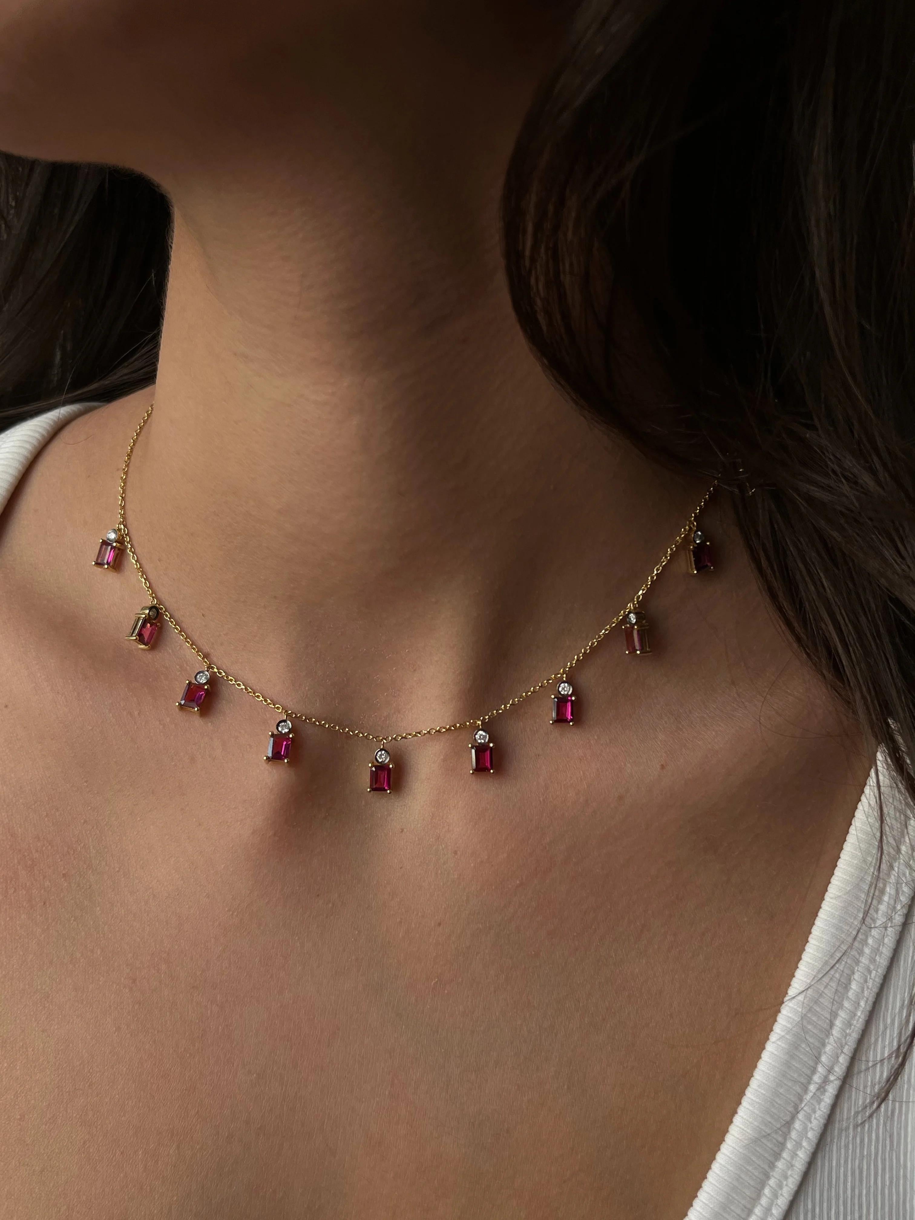 Rhodolite Charm Necklace In New Condition For Sale In London, GB