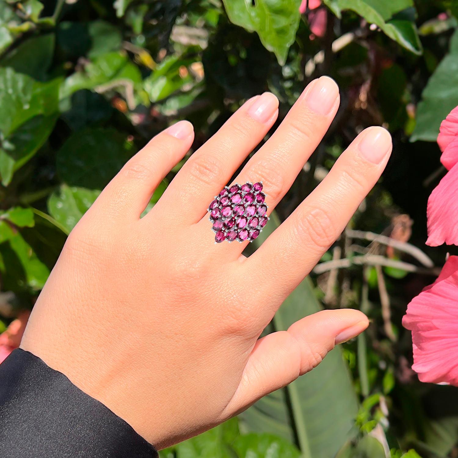 Oval Cut Rhodolite Cluster Pomegranate Ring 11.5 Carats For Sale