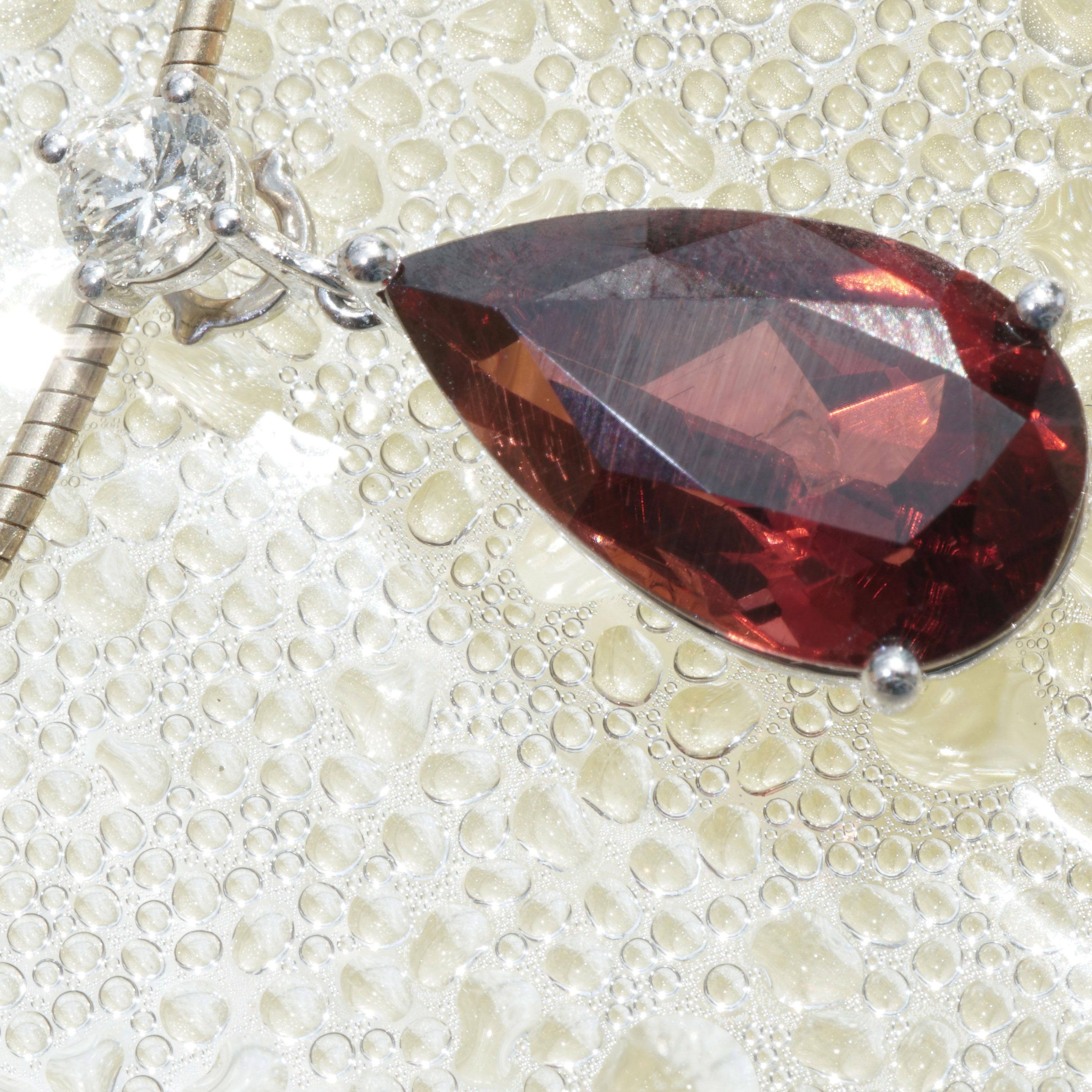 Rhodolite Diamond Pendant with IGI Certificate what kind of red 6.05 ct 0.22 ct For Sale 8