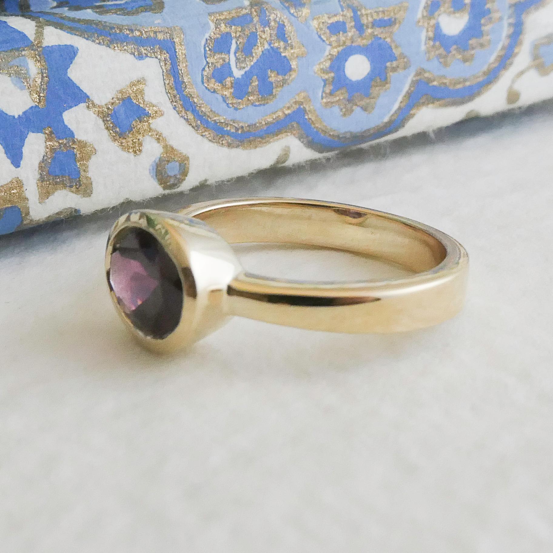 Rhodolith Granat 14kt Gelbgold  Ring Größe 7 im Angebot 2