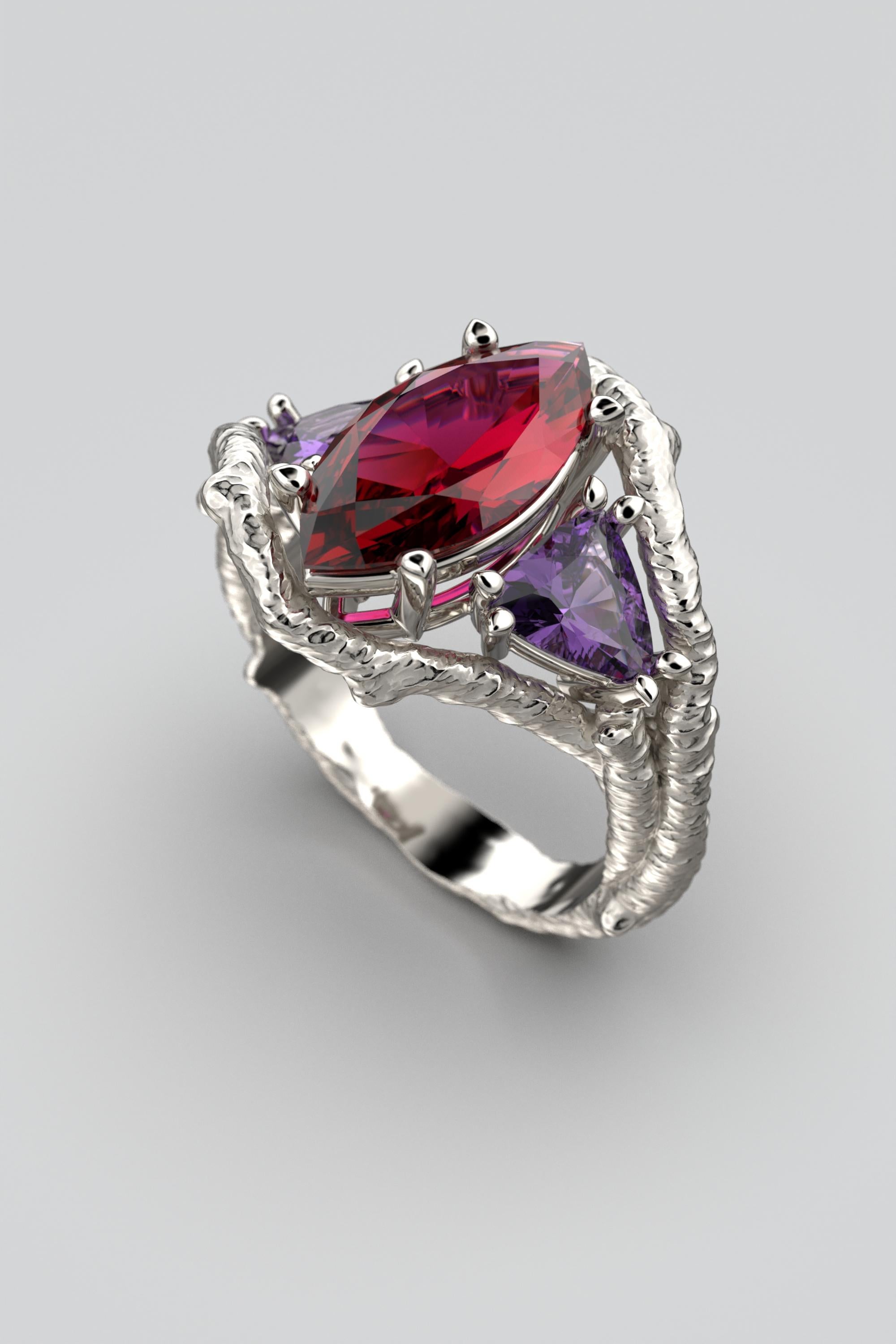 For Sale:  Rhodolite Garnet and Amethyst 14k Solid gold ring, Gold Ring Made In Italy 9