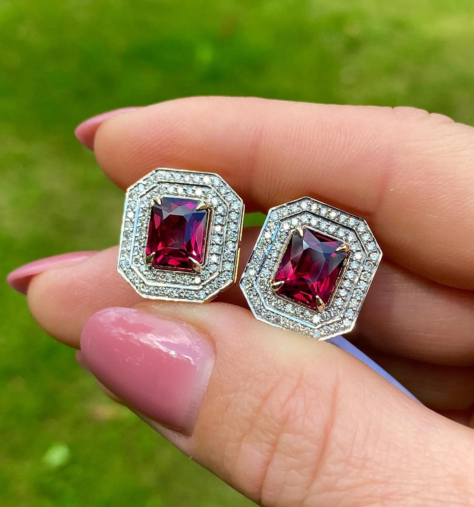Boucles d'oreilles en or jaune 14 carats, grenat rhodolite et diamants naturels en vente 1