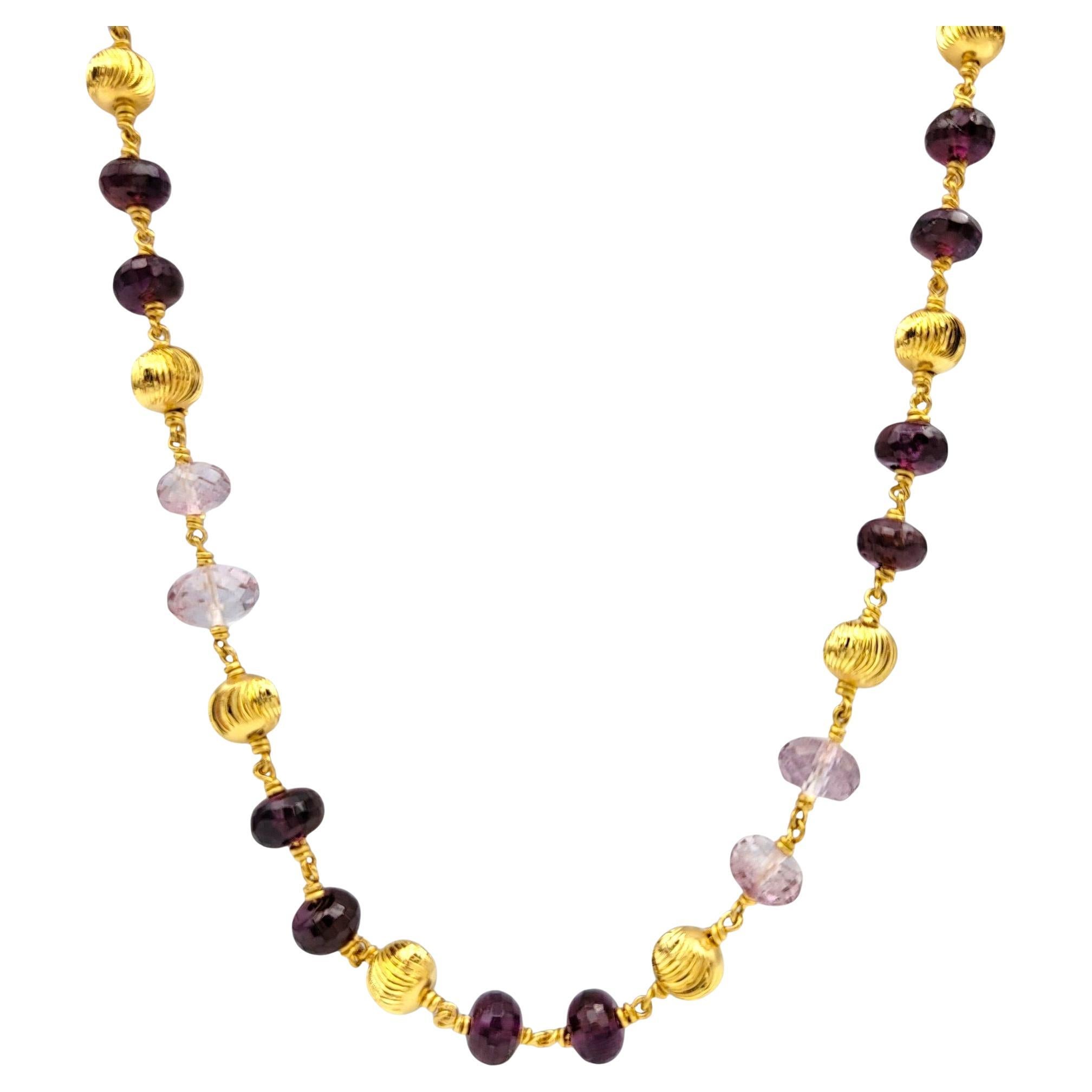 Rhodolite Garnet and Pink Topaz Beaded 30" Long Necklace in 18 Karat Yellow Gold in vendita