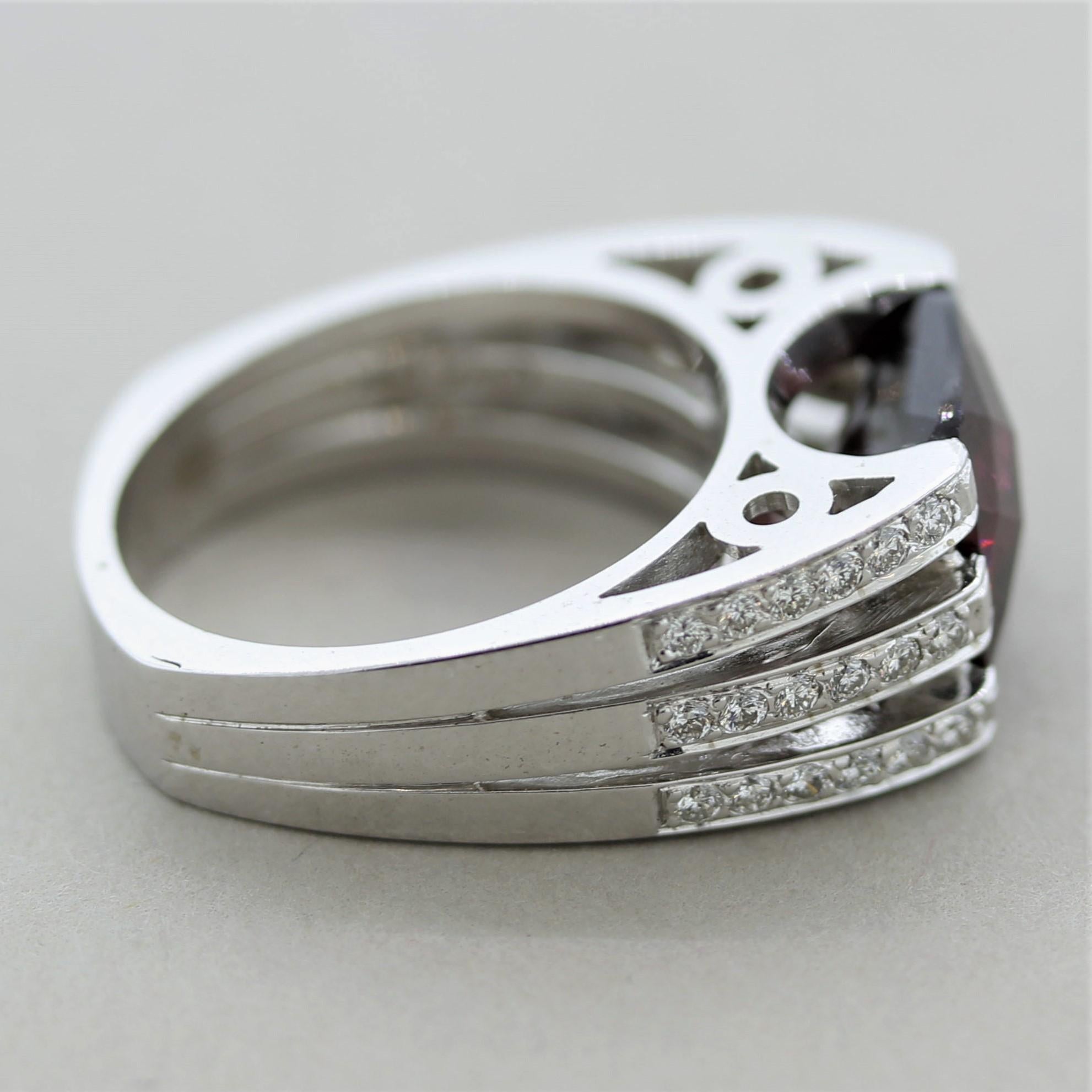 Women's Rhodolite Garnet Diamond Gold Ring