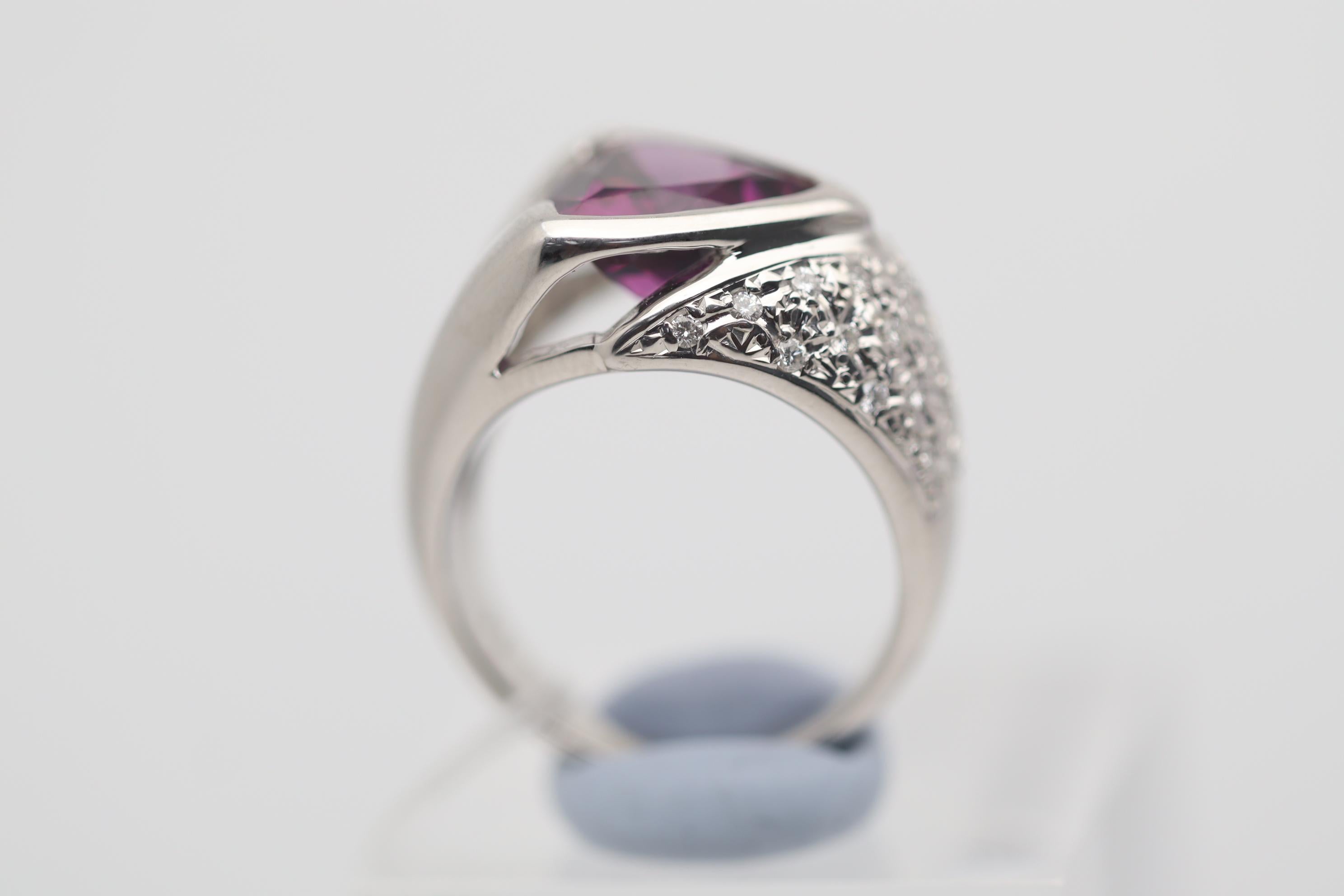 Women's or Men's Rhodolite Garnet Diamond Platinum Ring For Sale