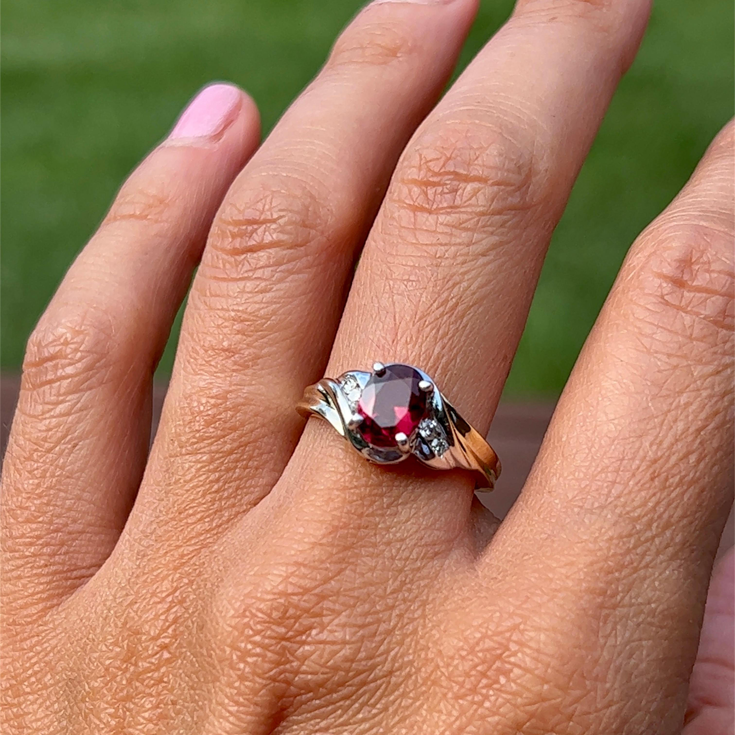 Rhodolith Granat & Diamantring aus 14K zweifarbigem Gold mit Rhodolith für Damen oder Herren