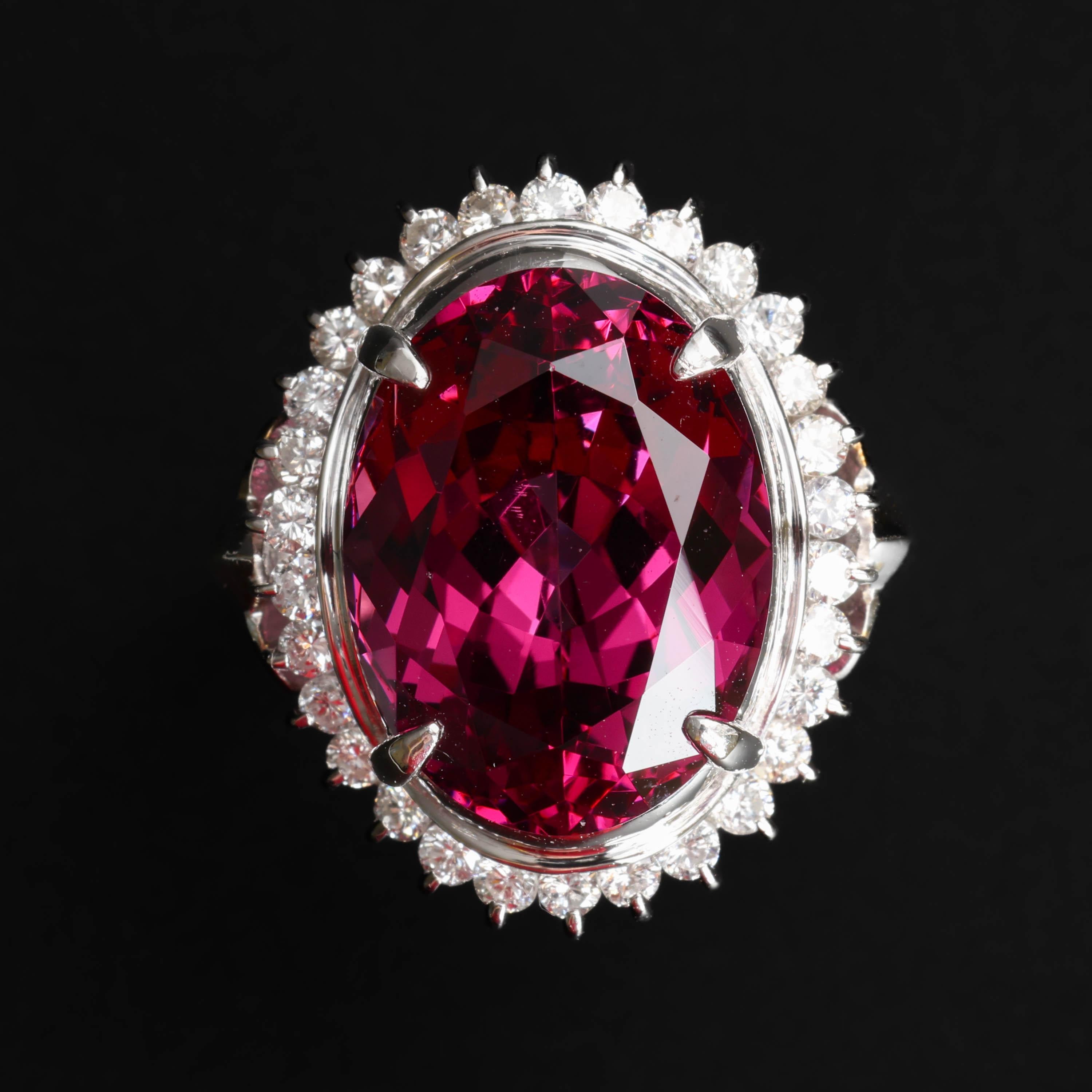 Women's or Men's Rhodolite Garnet & Diamond Ring in Platinum 9.78 Carats For Sale