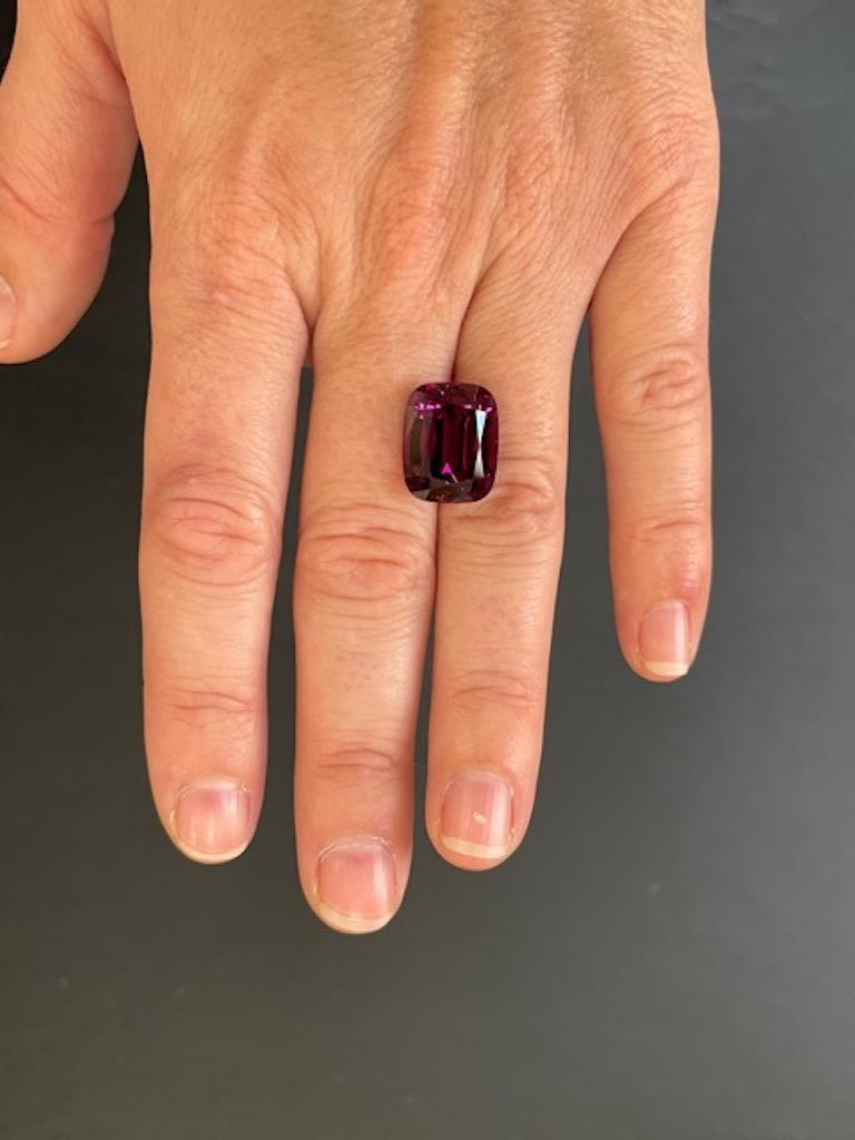 Rhodolith Granat Edelstein 16,44 Karat im Smaragdschliff Loser Edelstein für Ringfassung (Zeitgenössisch)