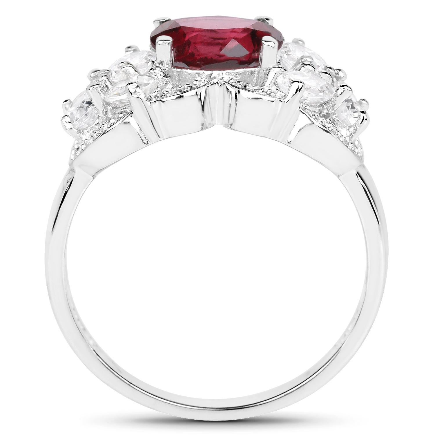 Rhodolite Garnet Ring White Zircon Setting 3.15 Carats In Excellent Condition For Sale In Aliso Viejo, CA