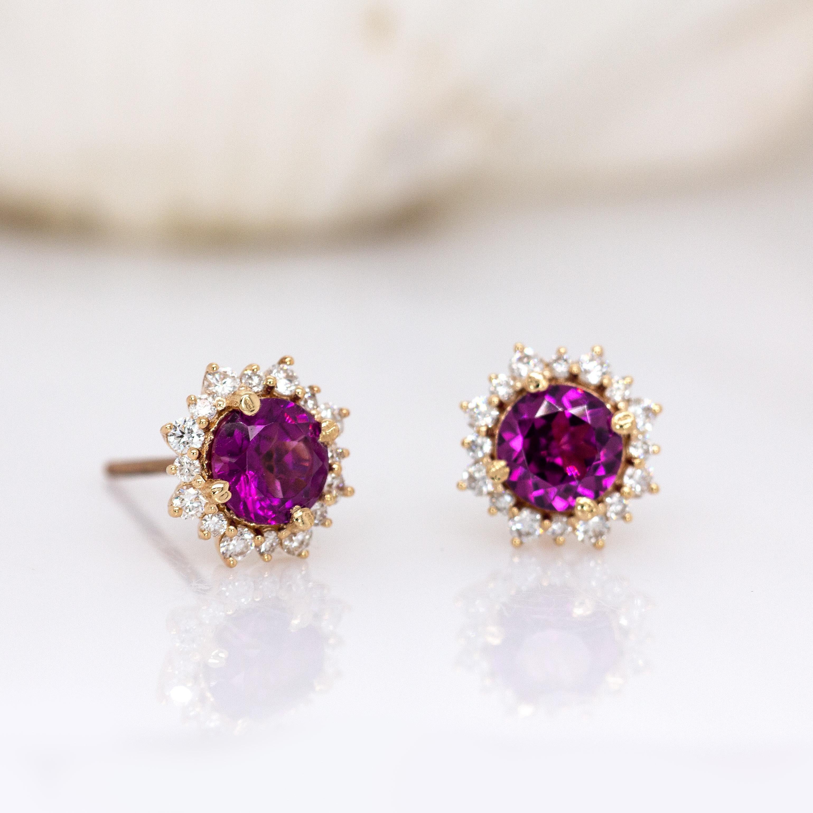 Rhodolite Garnet Stud Earrings with Natural Diamond Halo in 14K Solid Gold  5mm In New Condition For Sale In Columbus, OH