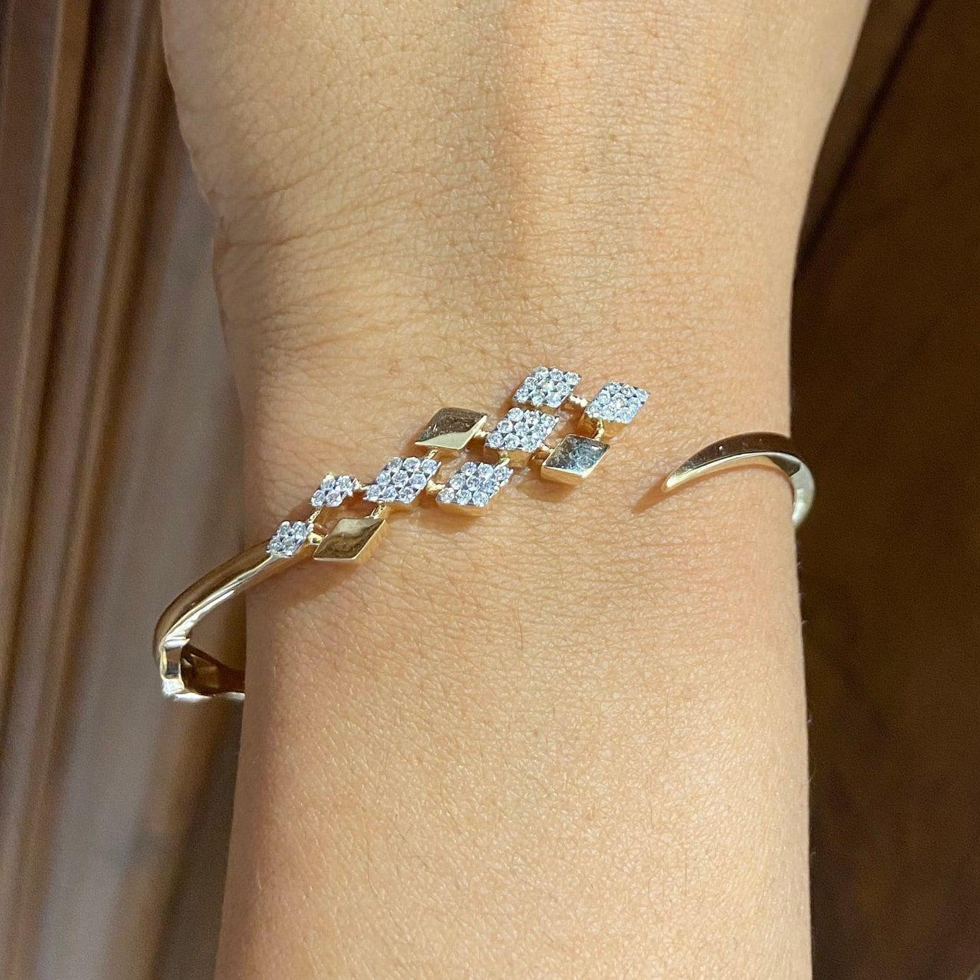 Art déco Bracelet manchette ouverte Rhombus en or massif 14K (certifié) en vente