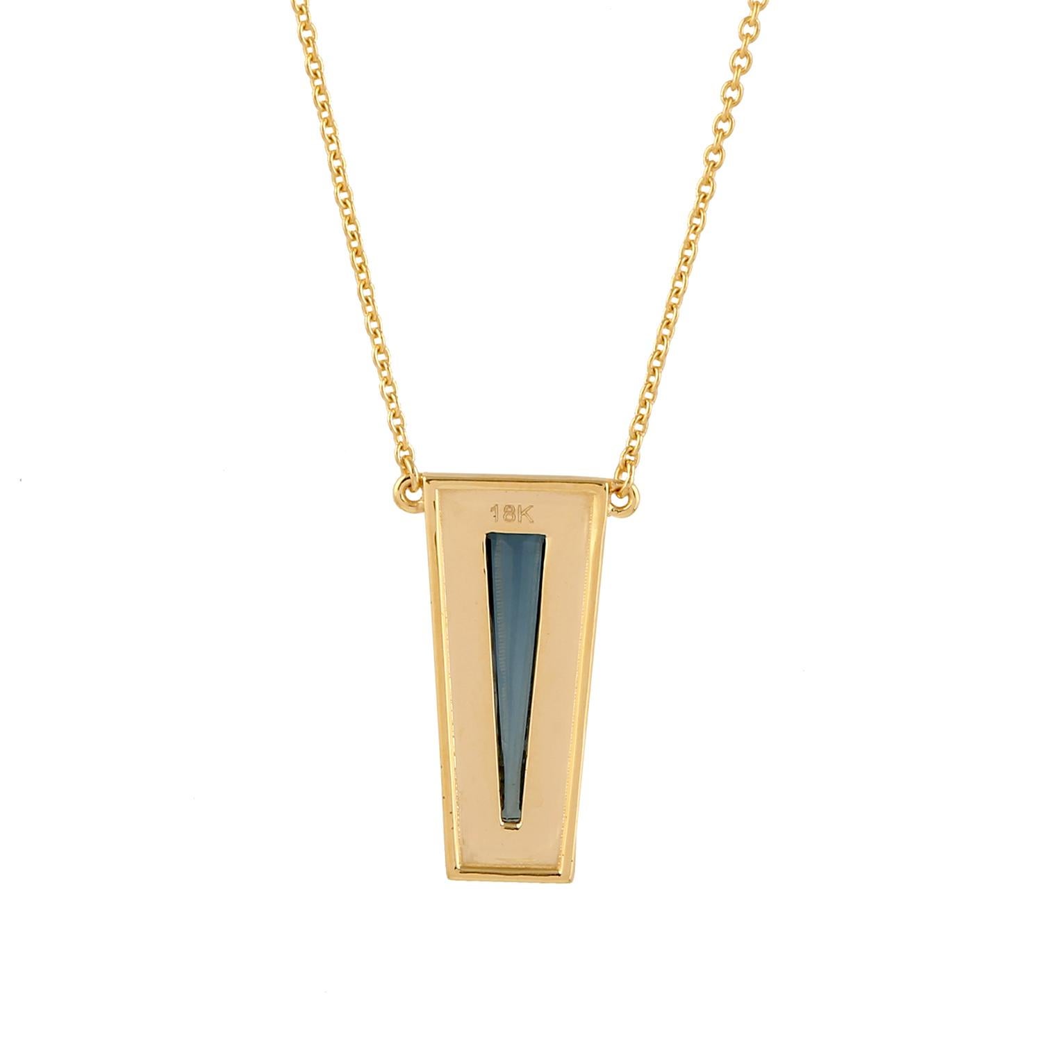 Artisan Rhombus Shaped Topaz Pendant Chain Necklace Made In 18k yellow Gold For Sale