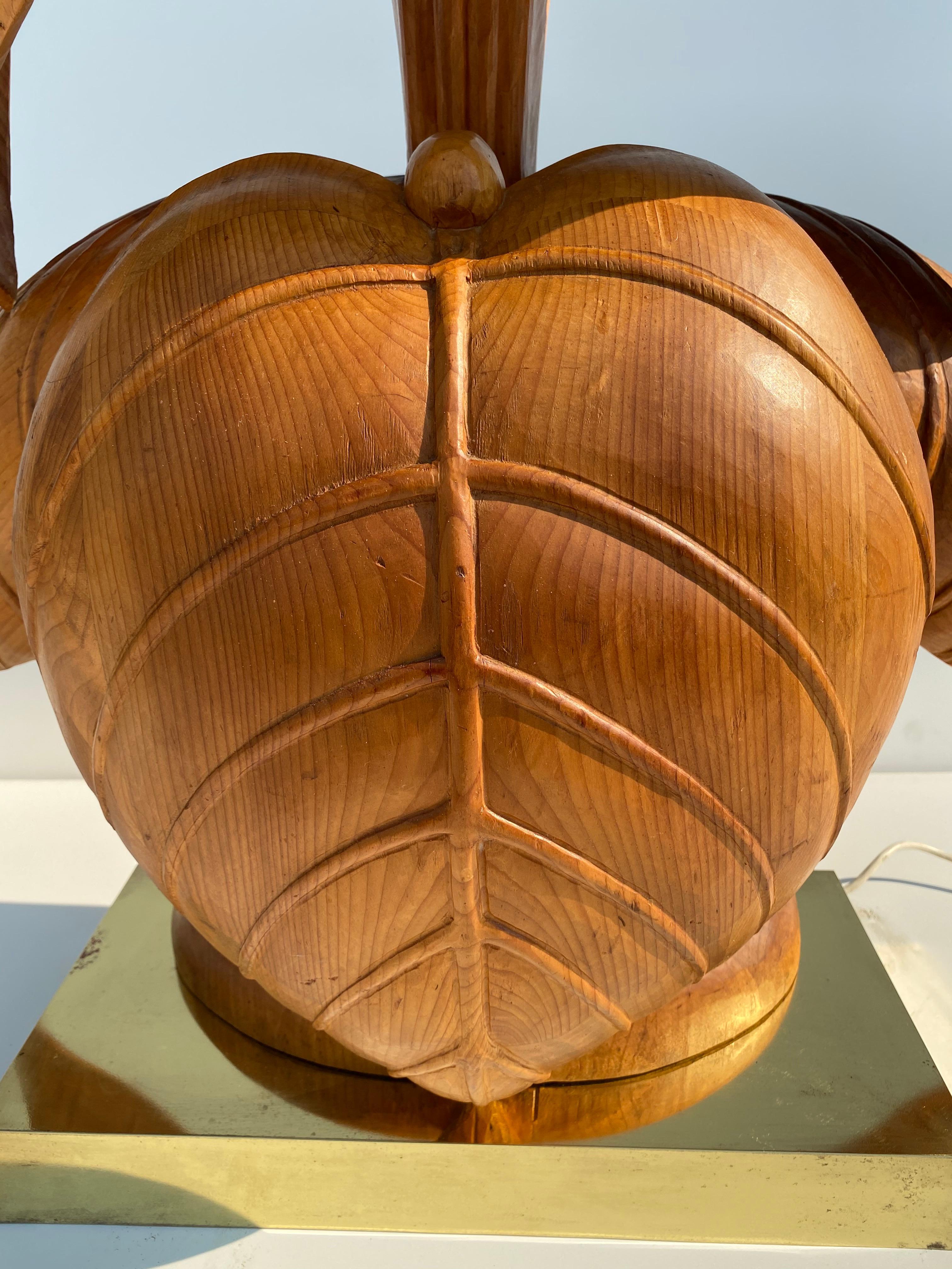 Lampe sculptée en forme de feuille de rhubarbe en vente 1