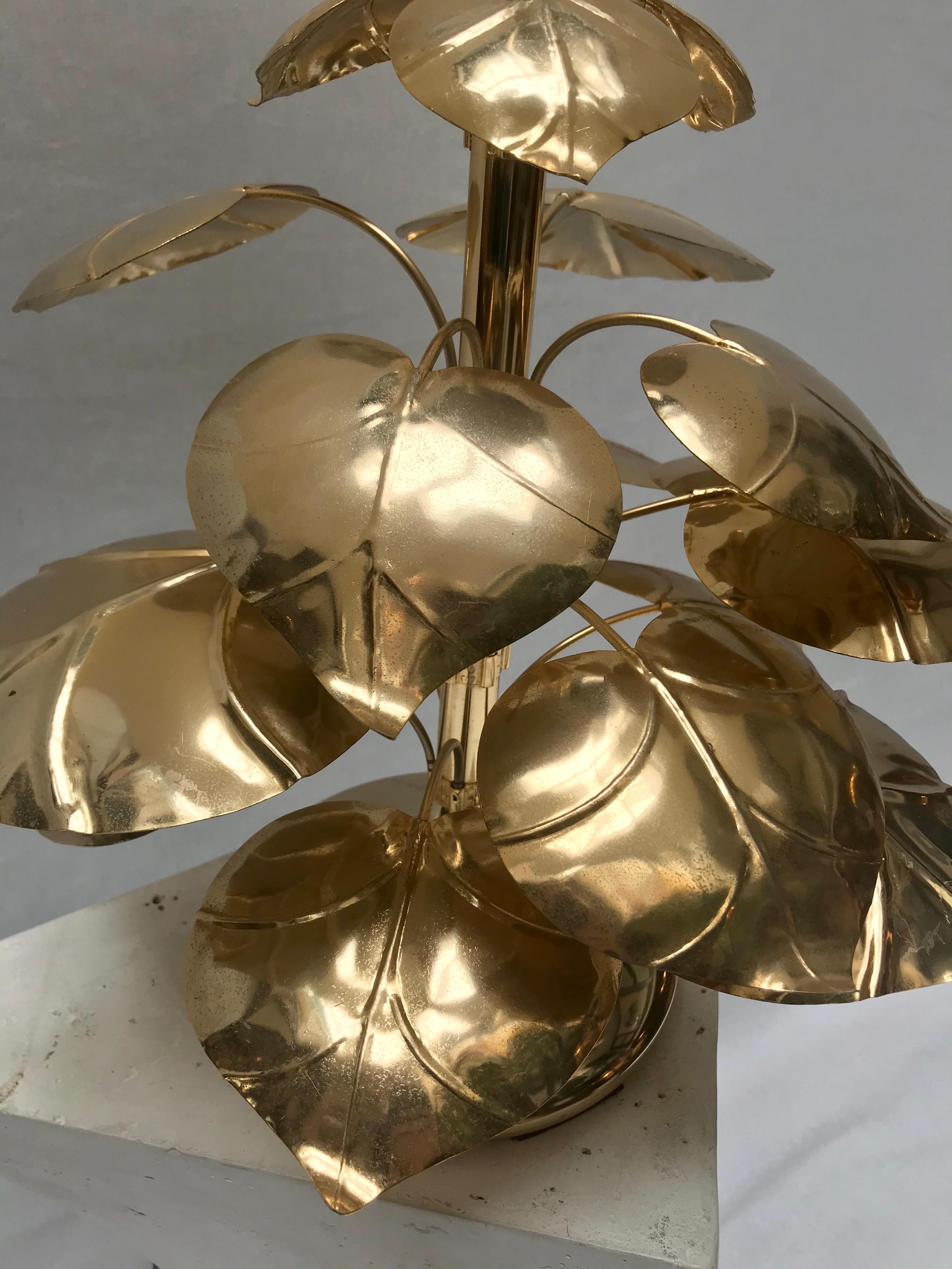 20th Century Rhubard Leaf Lamp Style of Tommaso Barbi For Sale