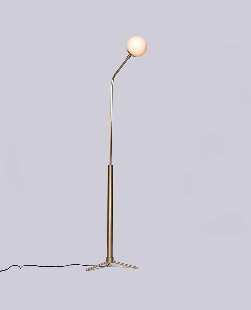 Rhythm Glass Globe Floor Lamp by Lamp Shaper
Dimensions: D 41 x W 41 x H 152.5 cm.
Materials: Brass and glass.

Different finishes available: raw brass, aged brass, burnt brass and brushed brass Please contact us.

All our lamps can be wired