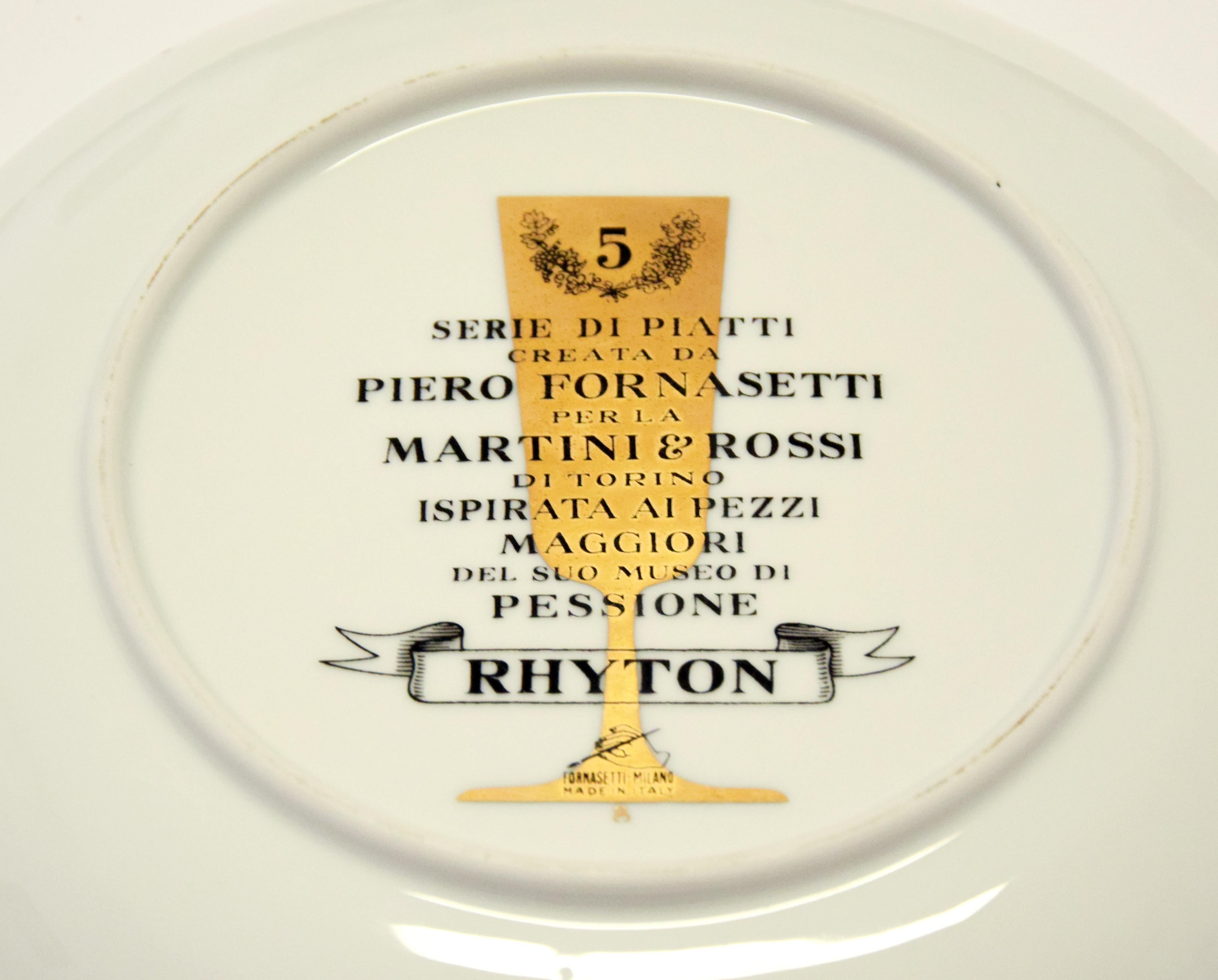 Rhyton Plate for Martini & Rossi, by P. Fornasetti, 1960s In Excellent Condition For Sale In Roma, IT