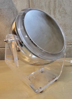 Rialto New York Illuminated & Magnified Vanity Mirror