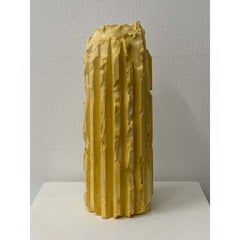 Rib 16X Vaso a cornicione giallo sottile di Lenny Stopp
