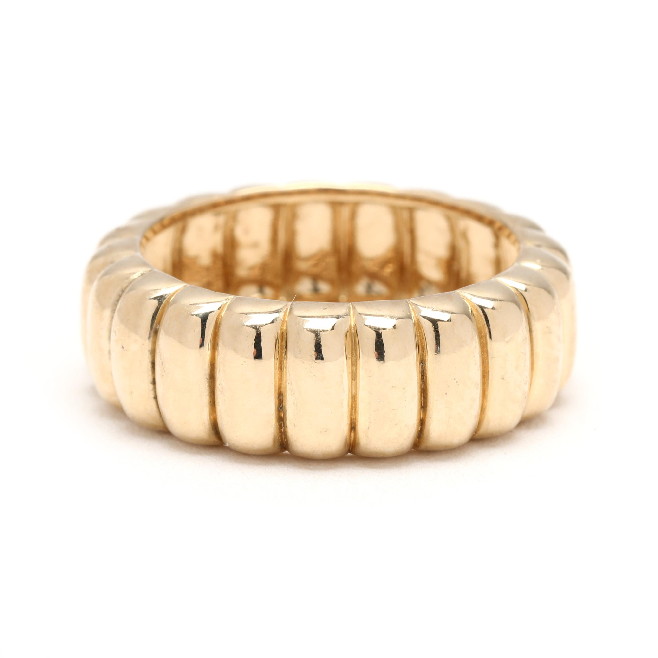 Anneau en or jaune 14k, taille 4.75-5 Unisexe en vente