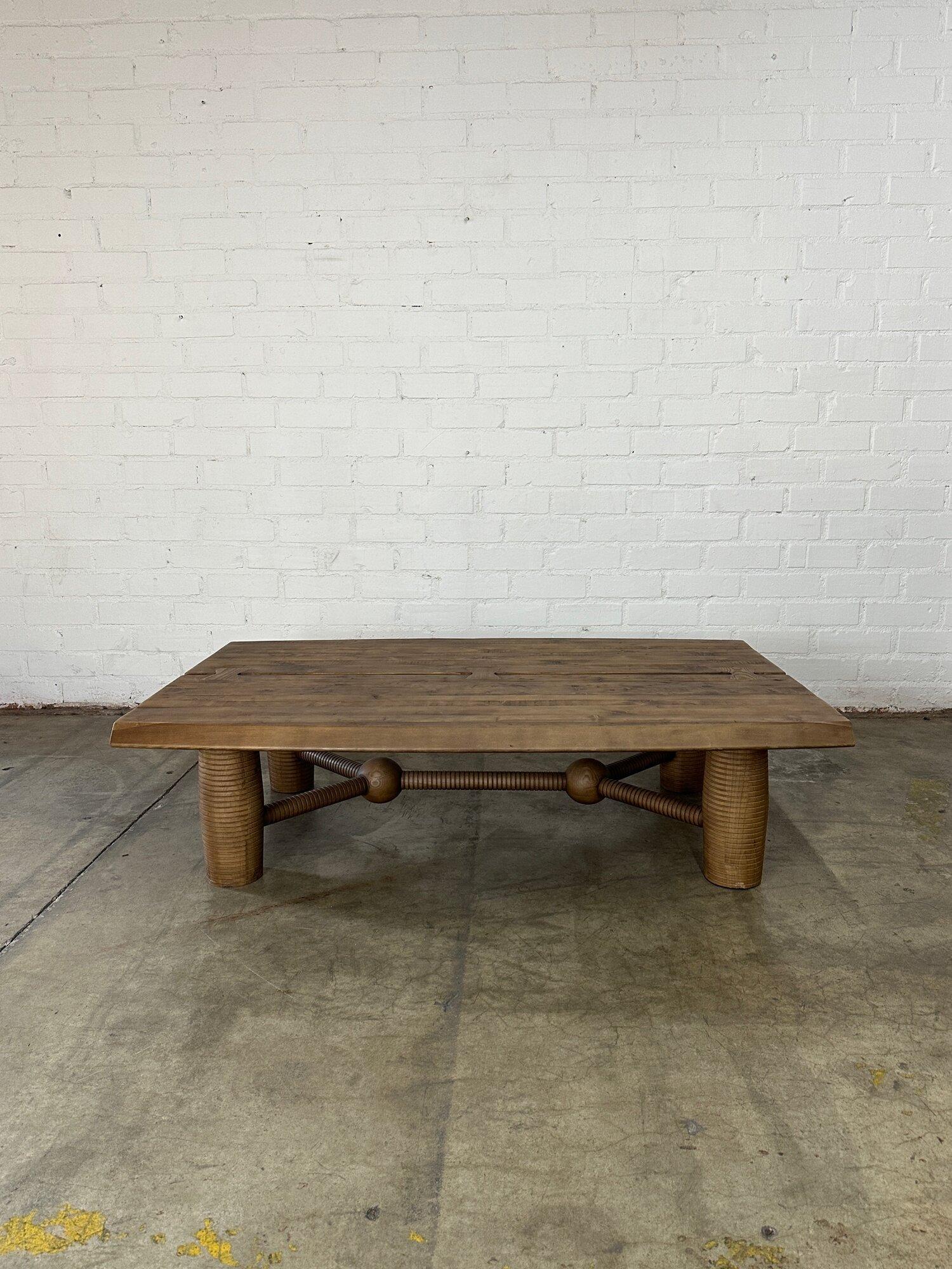 Ribbed Coffee table in Reclaimed Oak For Sale 2