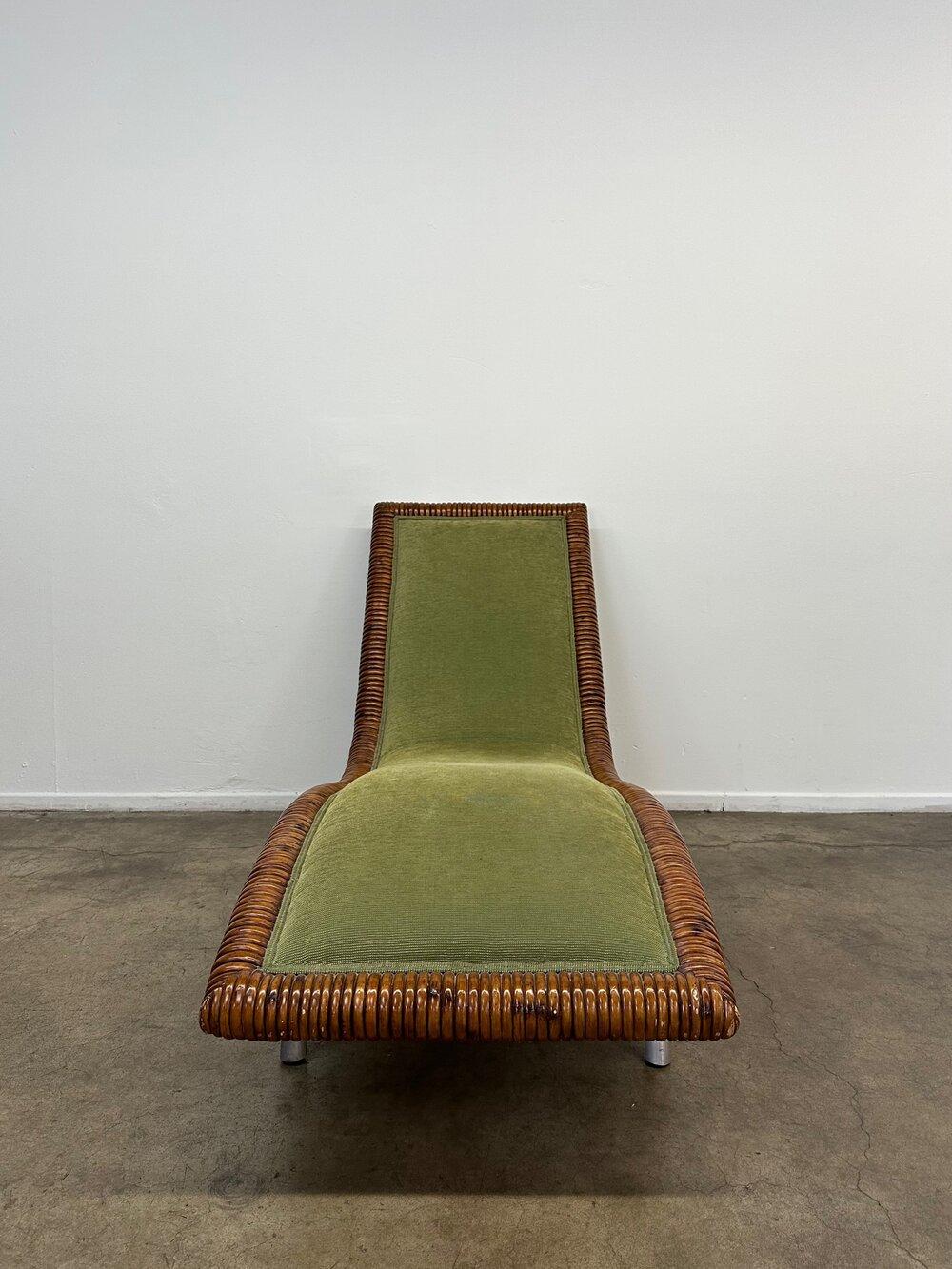Mid-Century Modern Ribbed Rattan Chaise