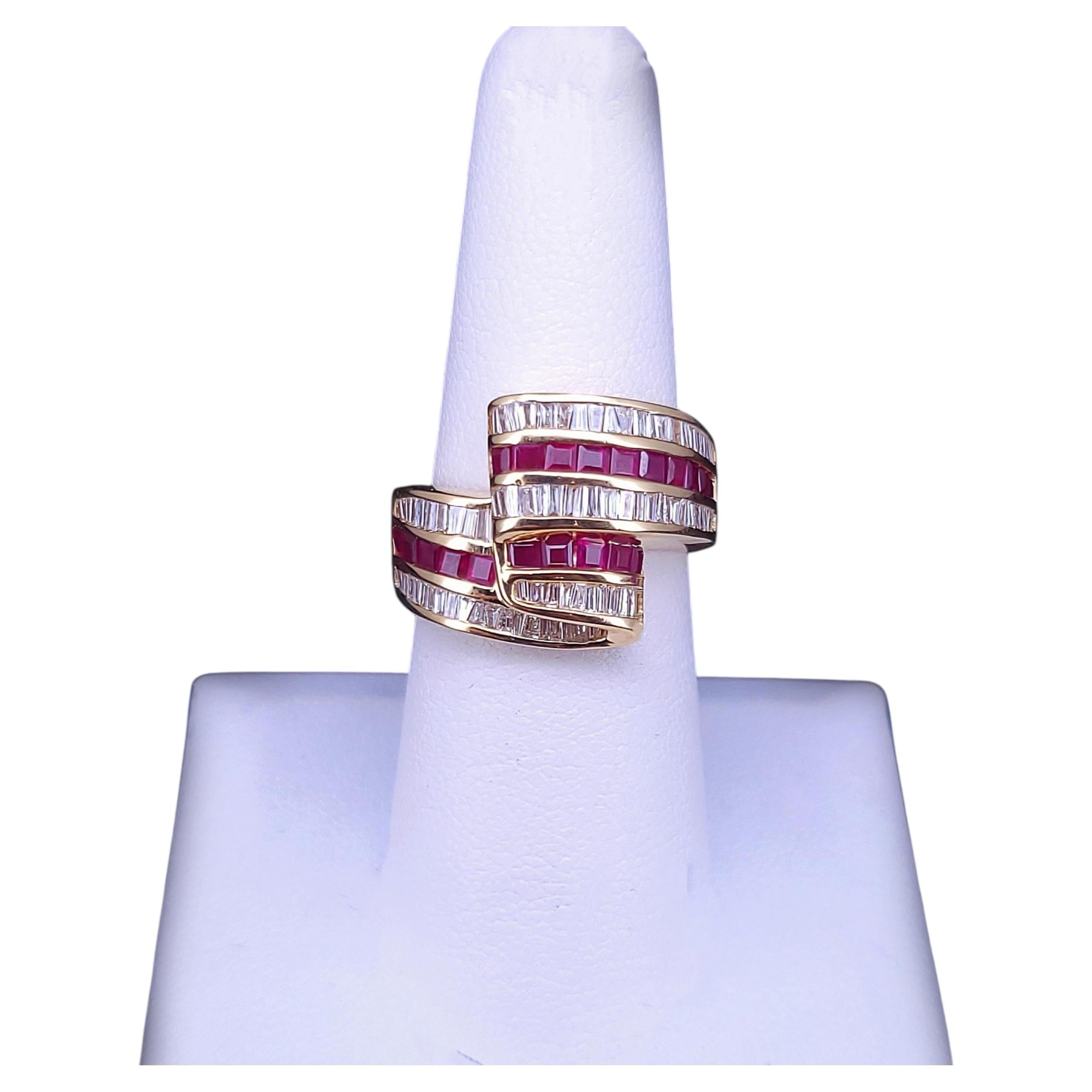 Ribbon Bypass Ring with Diamonds & Ruby in 18K Yellow Gold For Sale