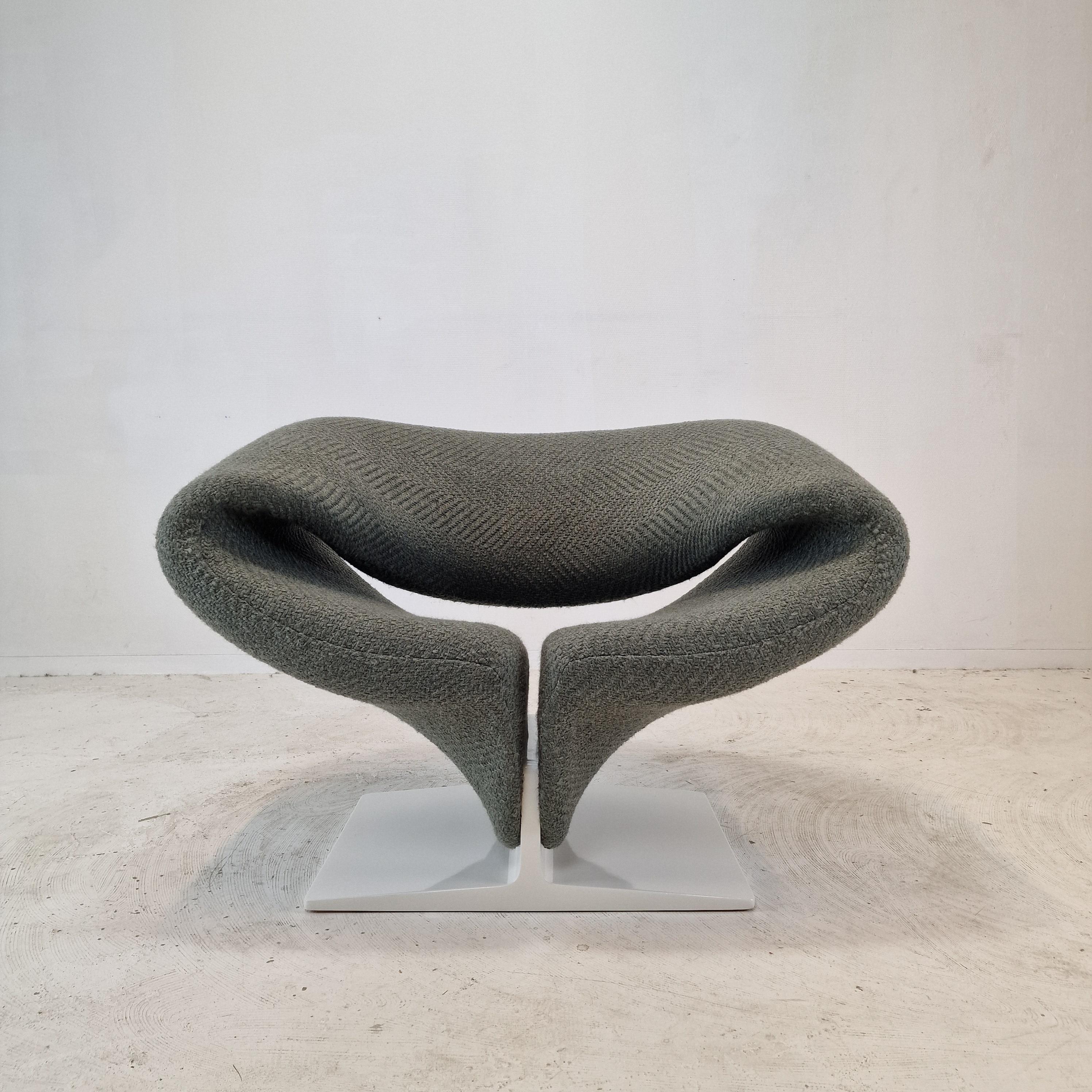 pierre paulin ribbon chair for sale