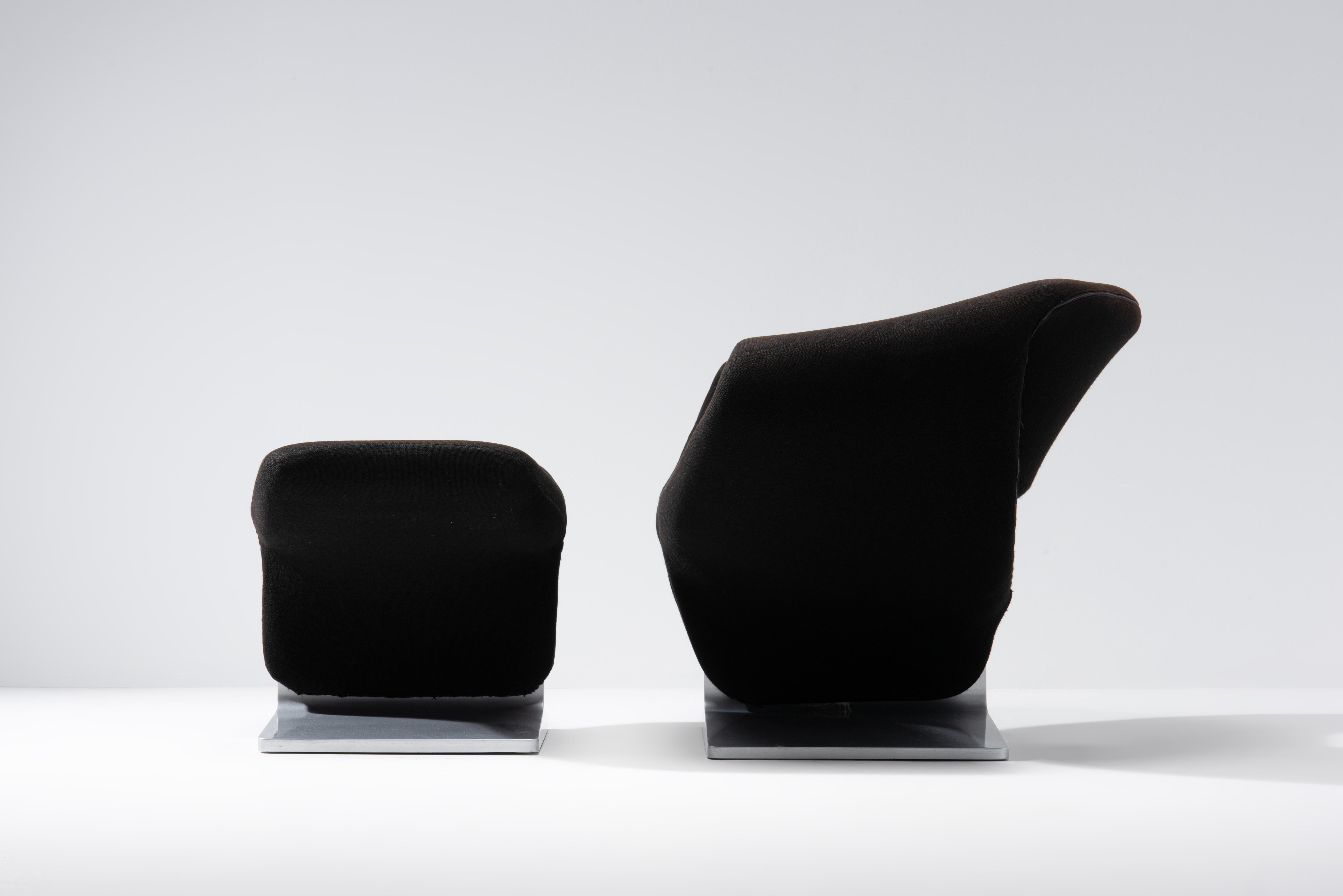 Chaise Ribbon de Pierre Paulin 4
