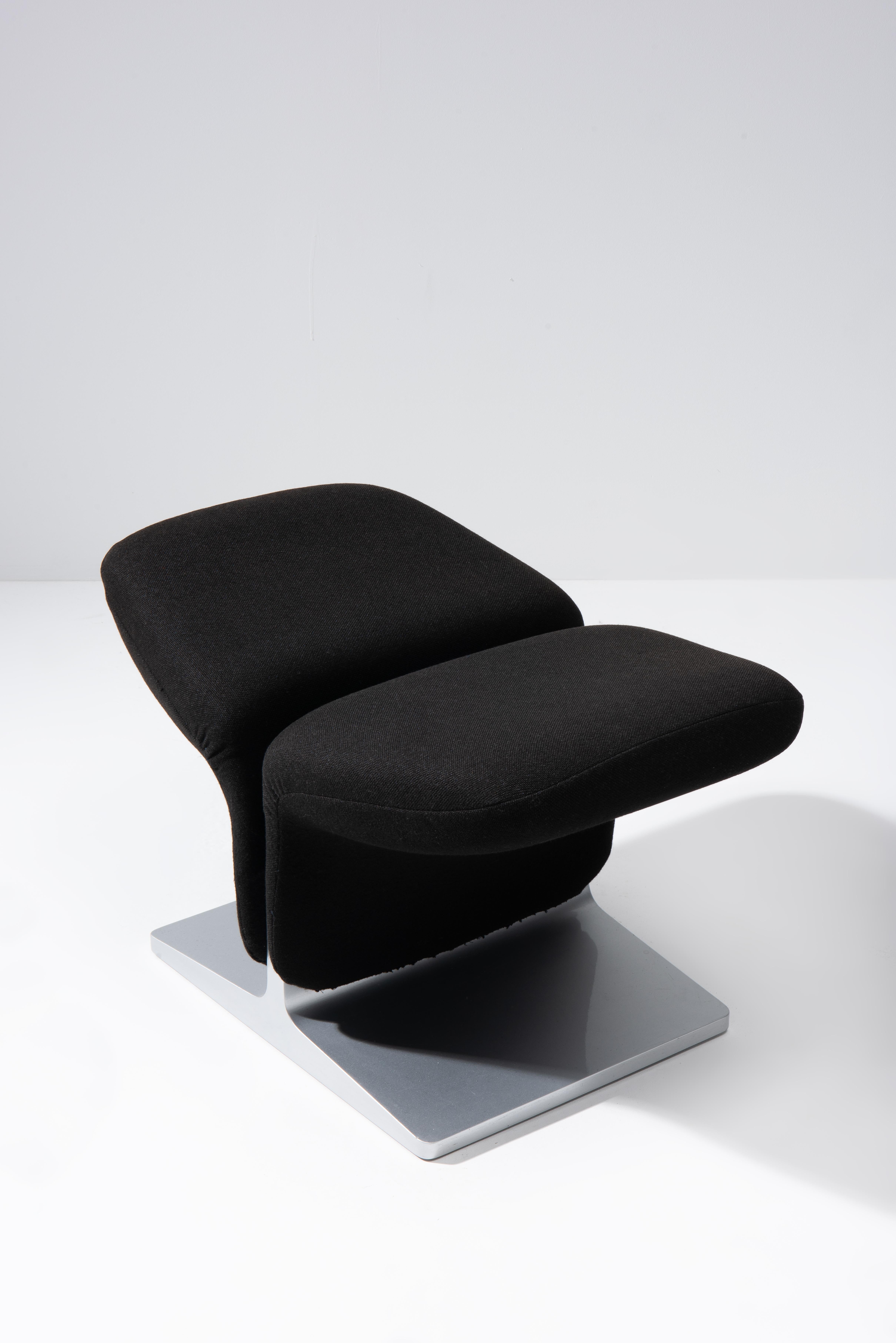 Chaise Ribbon de Pierre Paulin 5