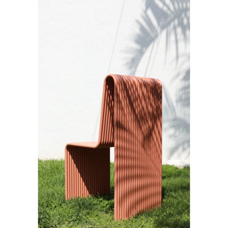 Aluminum Ribbon Chair, Pink by Laun For Sale