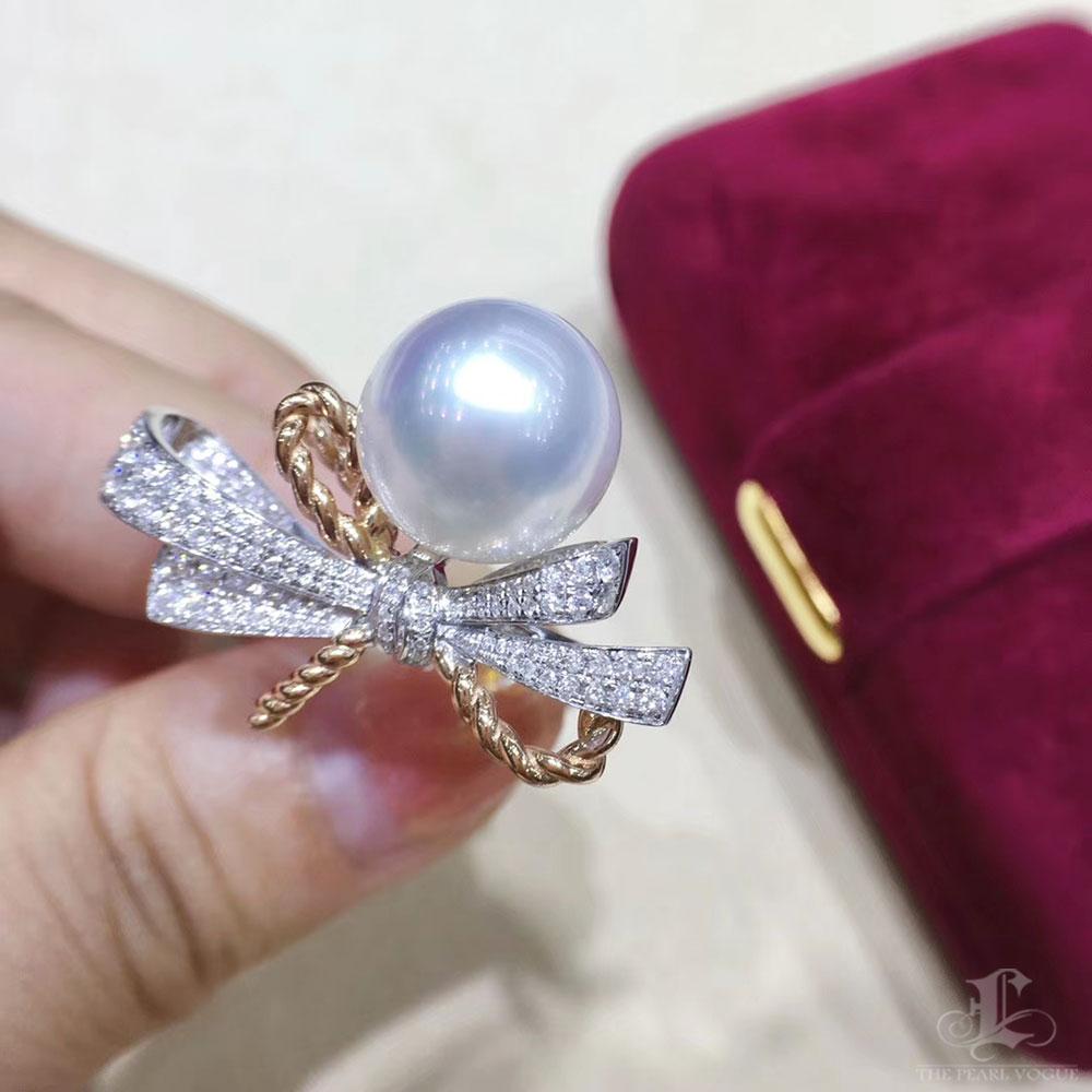 Women's 【Lustre Arc】Aurora South Sea Pearl Cocktail Ring in 18K White & Rose Gold For Sale