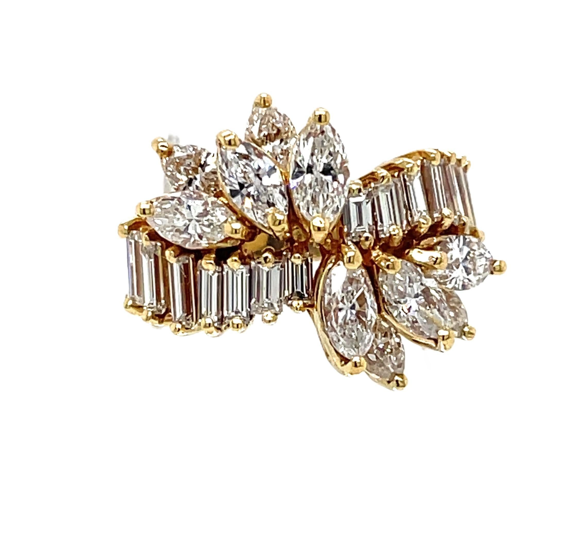 Ribbon of Diamonds 18 Karat Yellow Gold Cocktail Ring For Sale 5