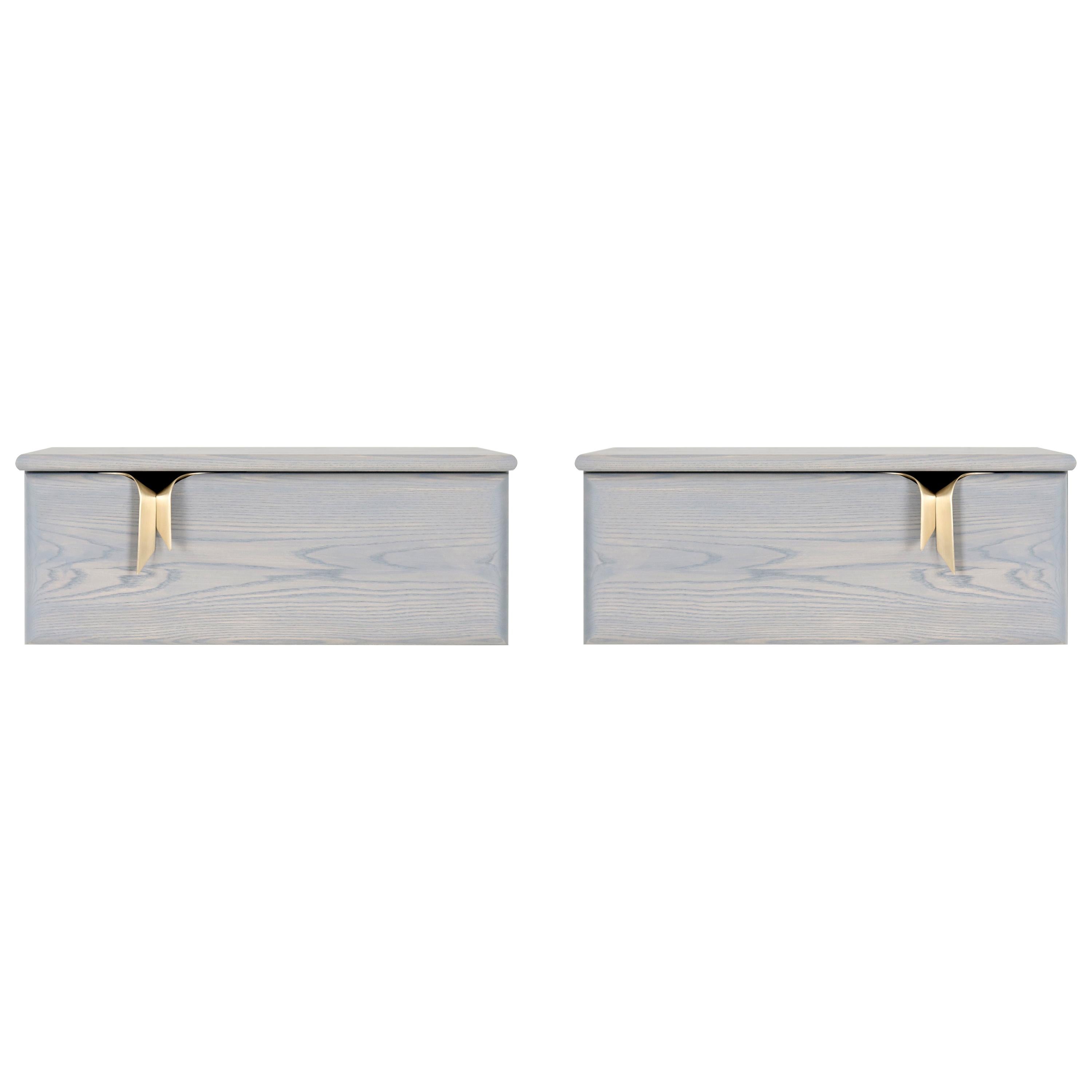 Comodino Ribbon da parete 1DR, Wood Wood grigio, Hardware bronzo di Debra Folz