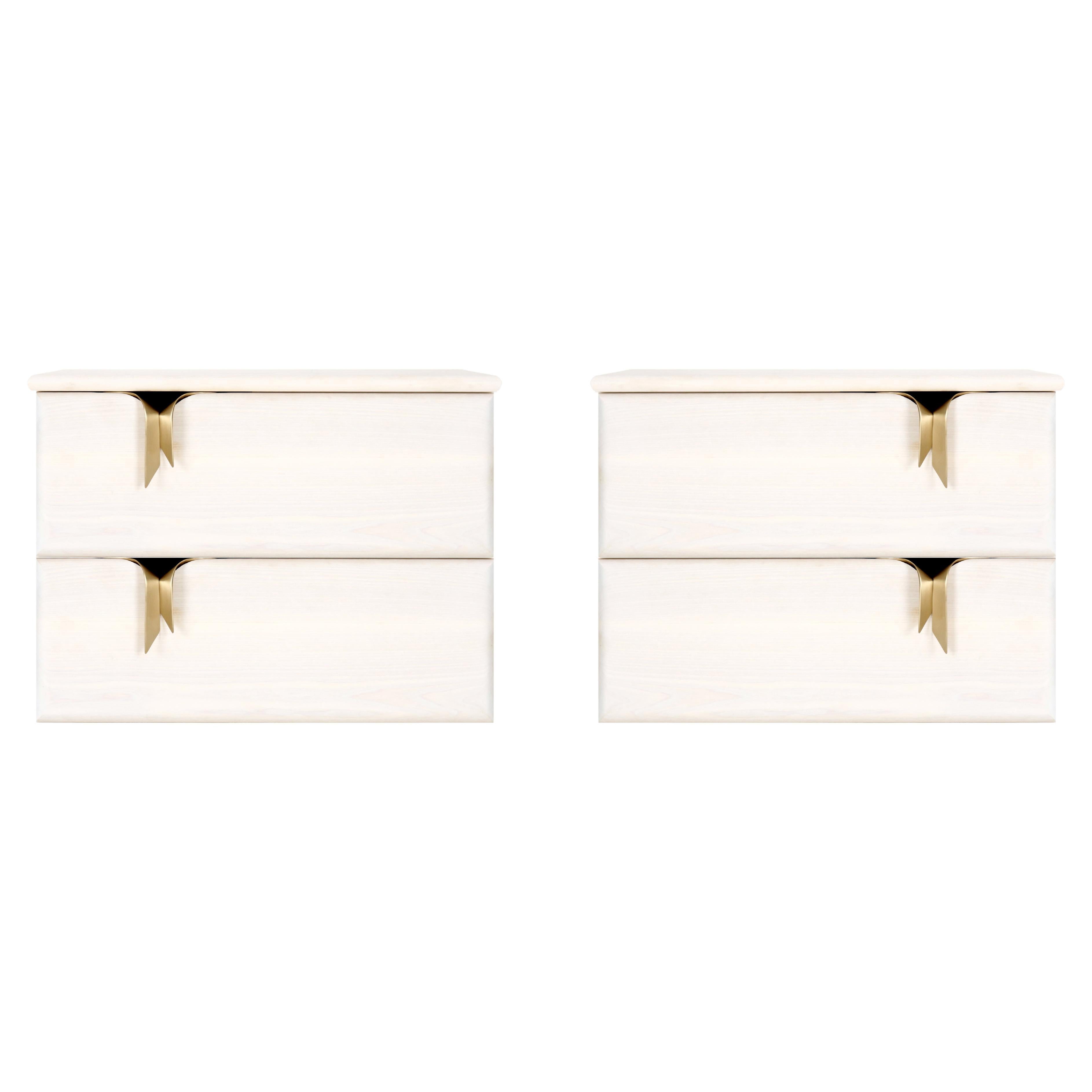 Wandmontierter 2DR Nachttisch mit Schleifen, elfenbeinfarbenes Holz, Bronzebeschläge von Debra Folz im Angebot