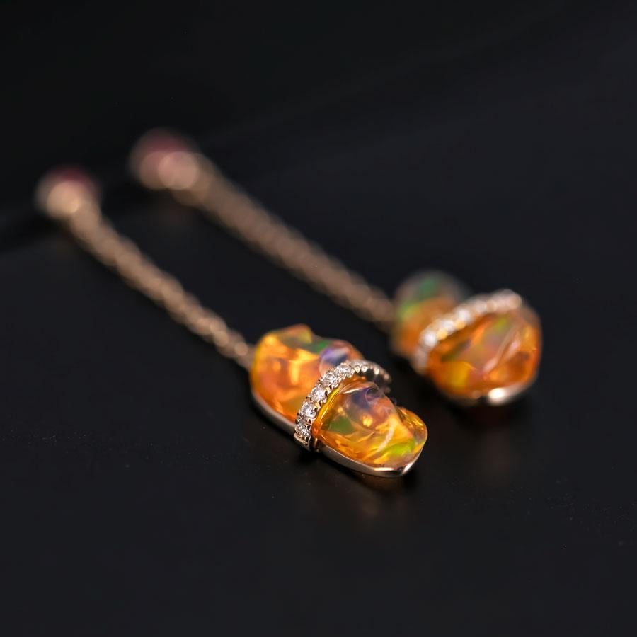 Ribbon Wrapped Fire Opal Ruby Diamond Drop Earrings 18K Yellow Gold (Brillantschliff) im Angebot