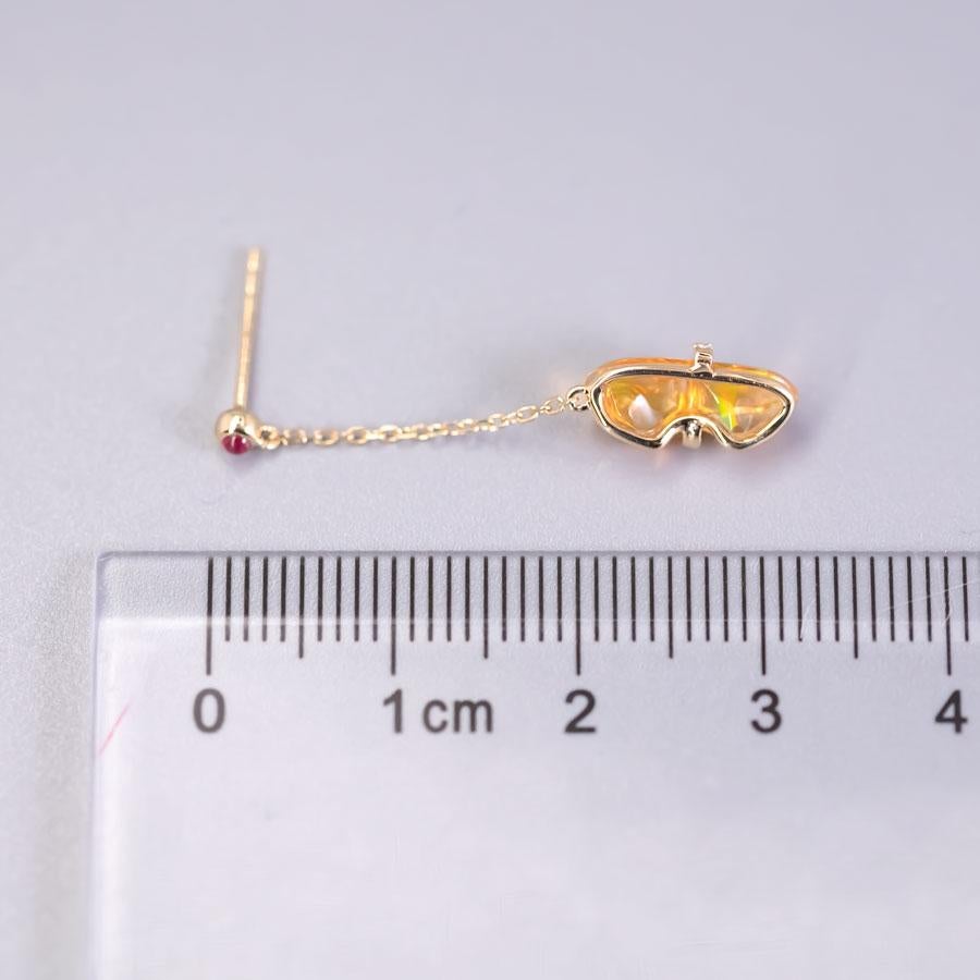 Ribbon Wrapped Fire Opal Ruby Diamond Drop Earrings 18K Yellow Gold Damen im Angebot
